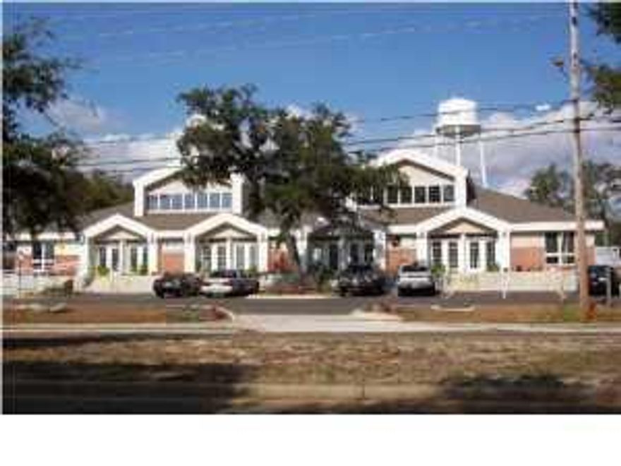 This unit fronts on Hwy.98 and is located within one block of Target and is the closest office building to Hurlburt Air Force Bases main gate. The office has a beautiful reception area with lots of windows and high ceiling, private offices upstairs and down, and breakroom.