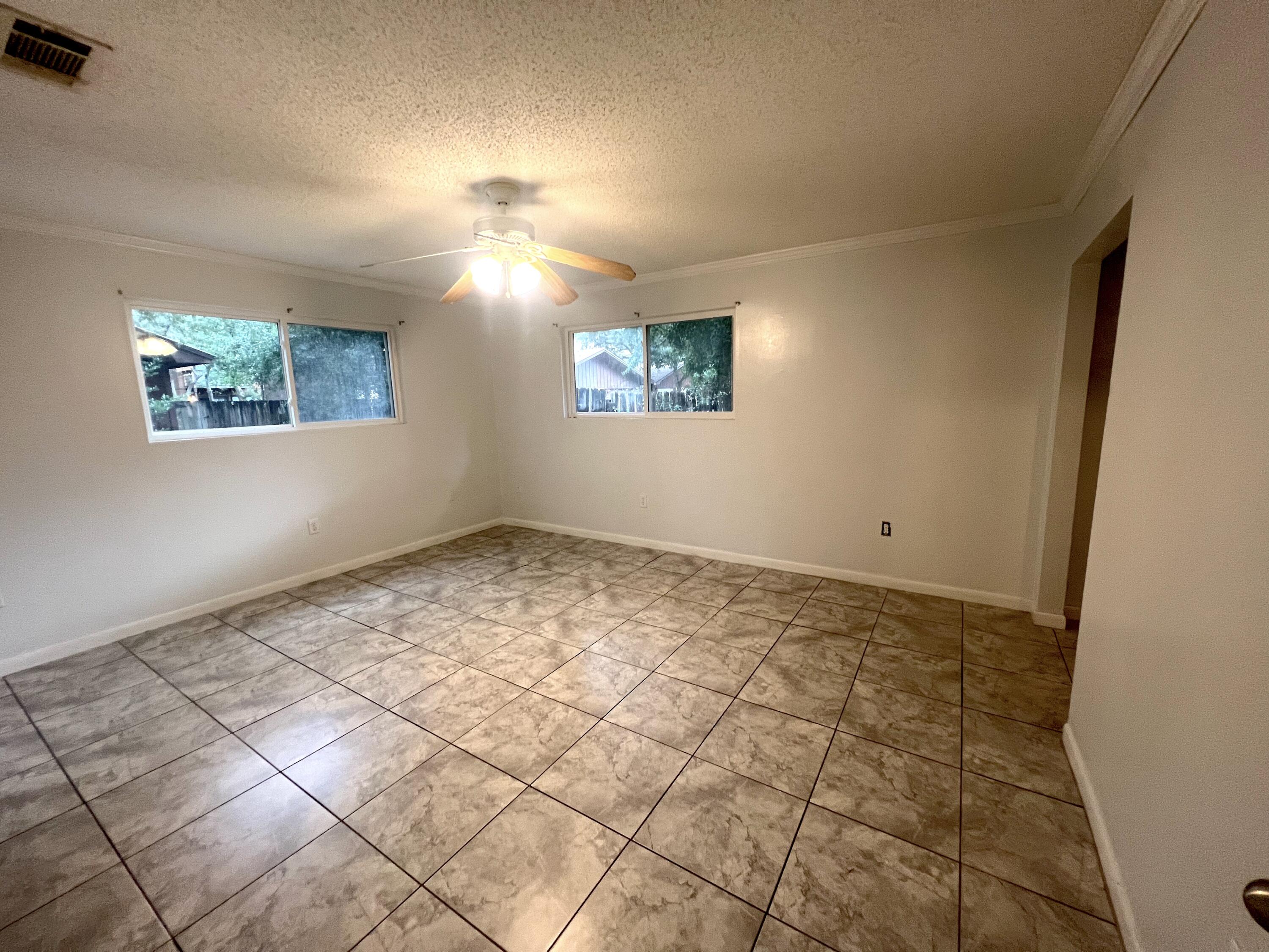 WHISPERING OAKS - Residential Lease