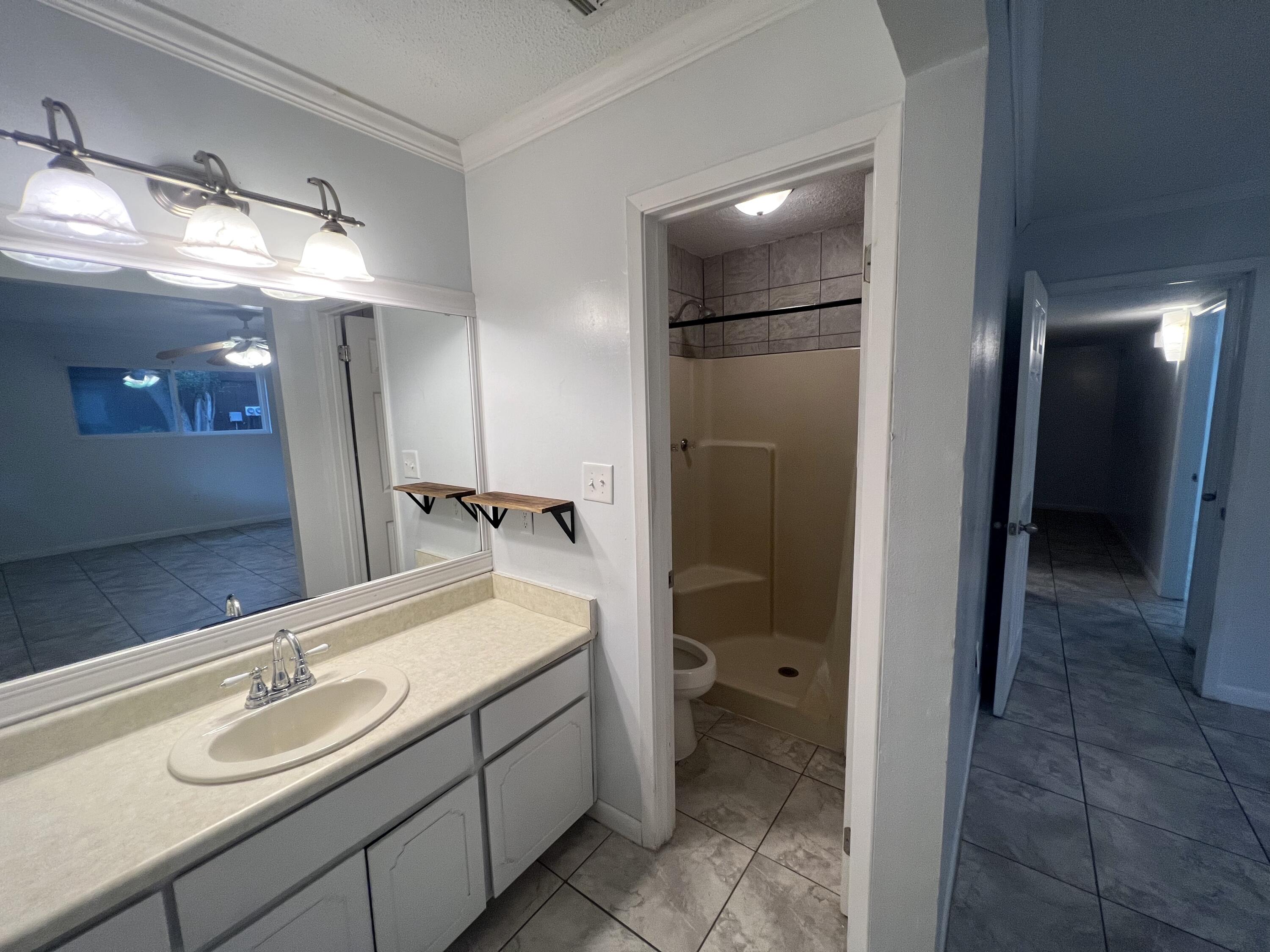 WHISPERING OAKS - Residential Lease