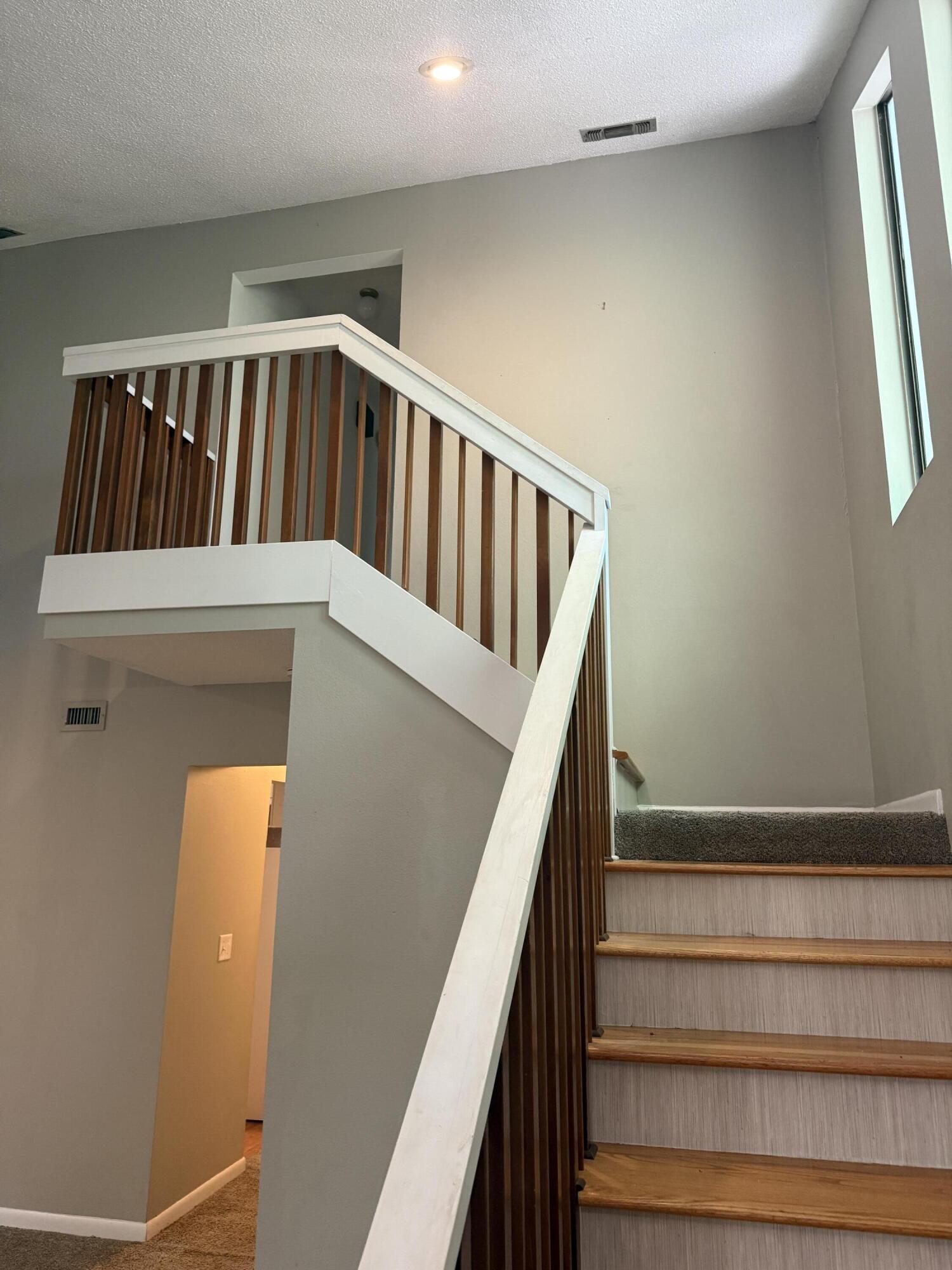 KELL-AIRE GARDENS - Residential Lease