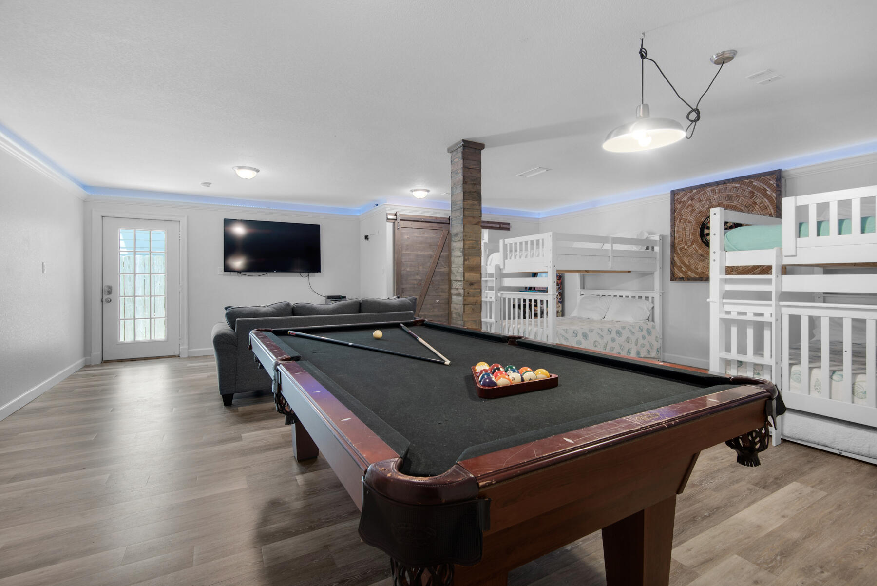 CRYSTAL BEACH - Residential
