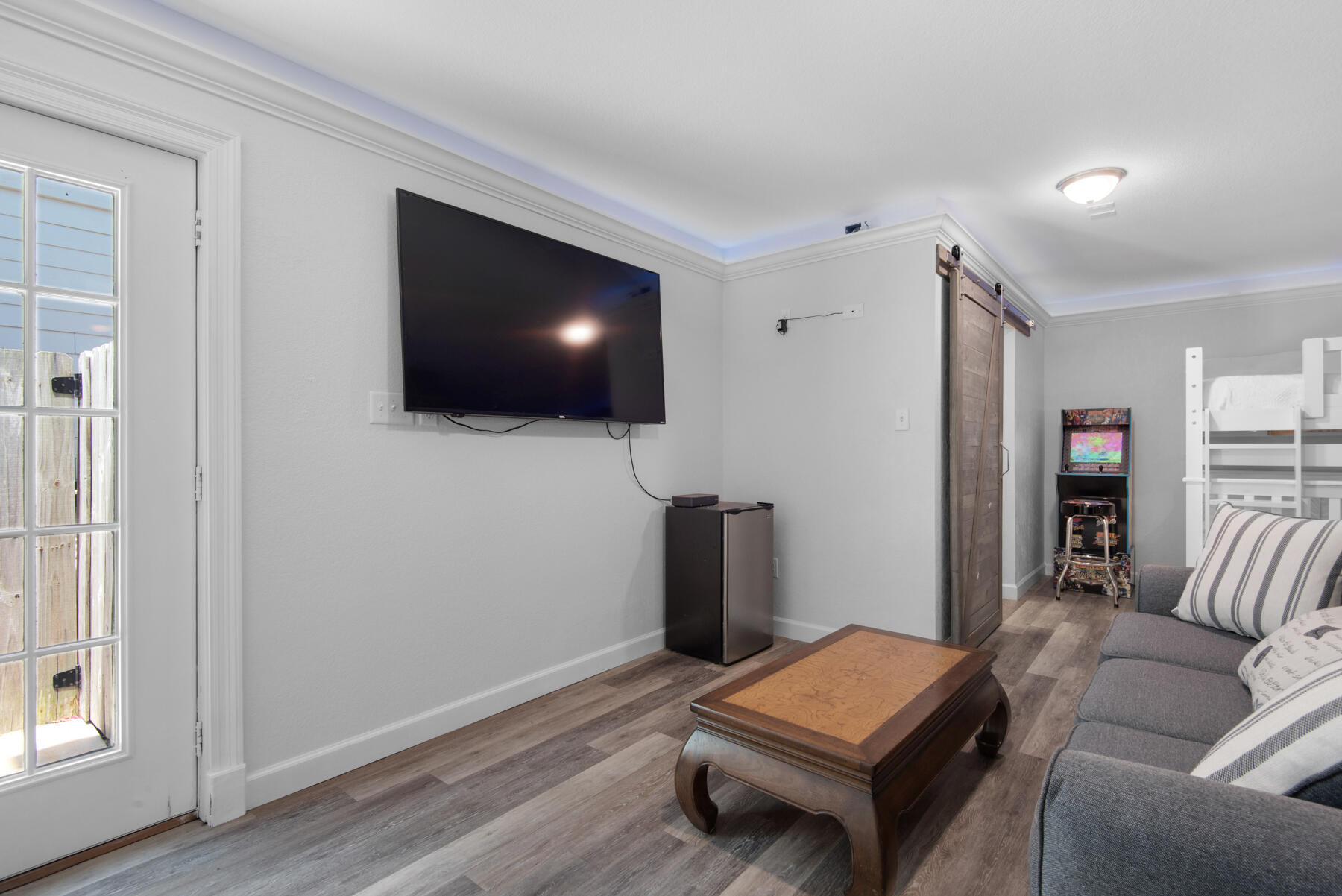 CRYSTAL BEACH - Residential