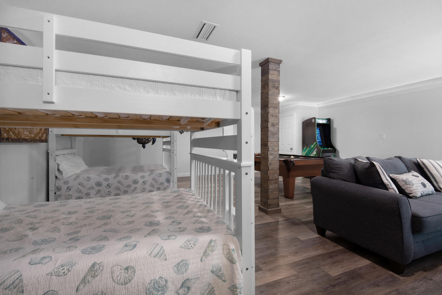 CRYSTAL BEACH - Residential