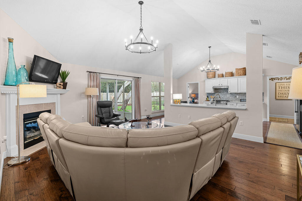 PARKWOOD ESTATES PH 7 - Residential