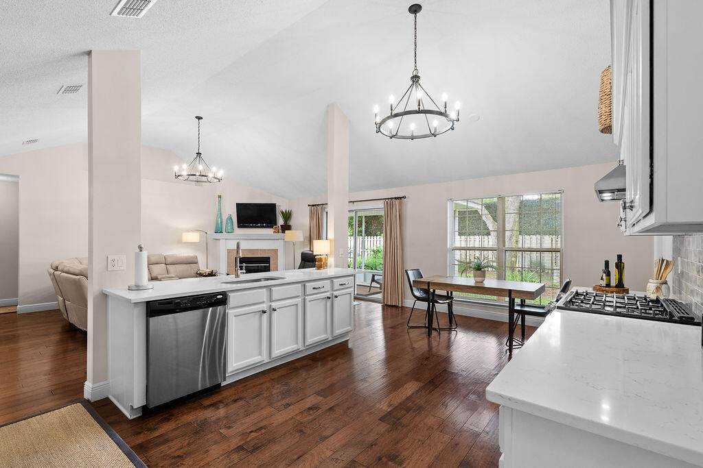 PARKWOOD ESTATES PH 7 - Residential