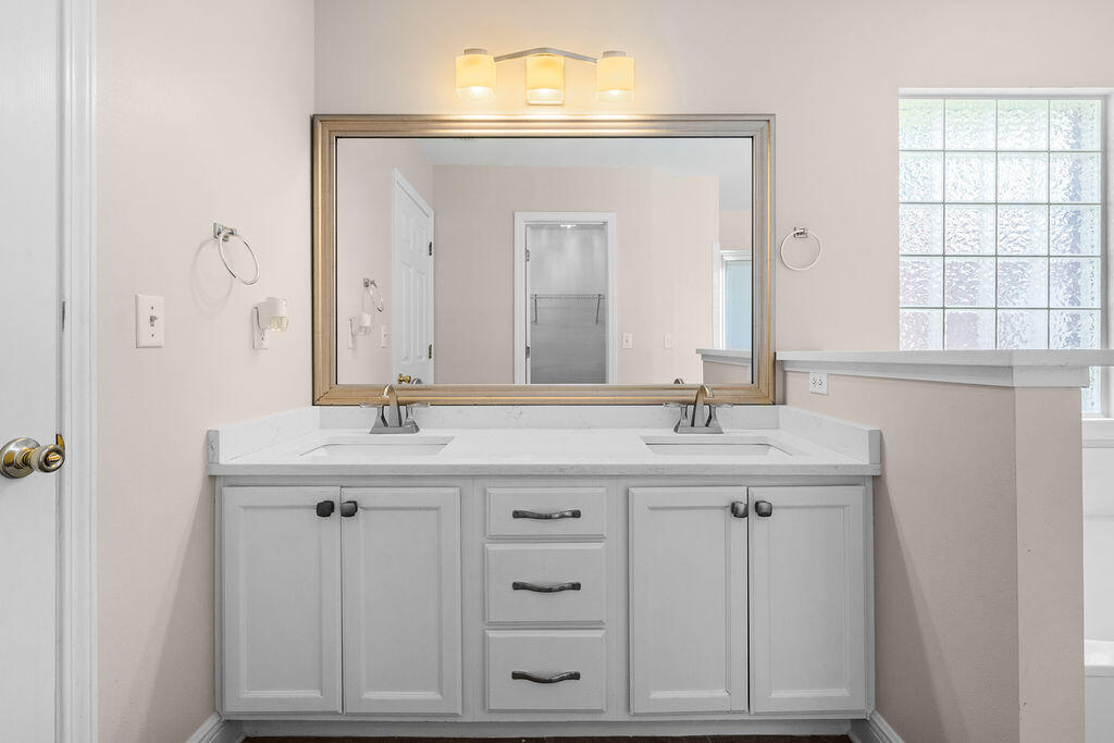 PARKWOOD ESTATES PH 7 - Residential