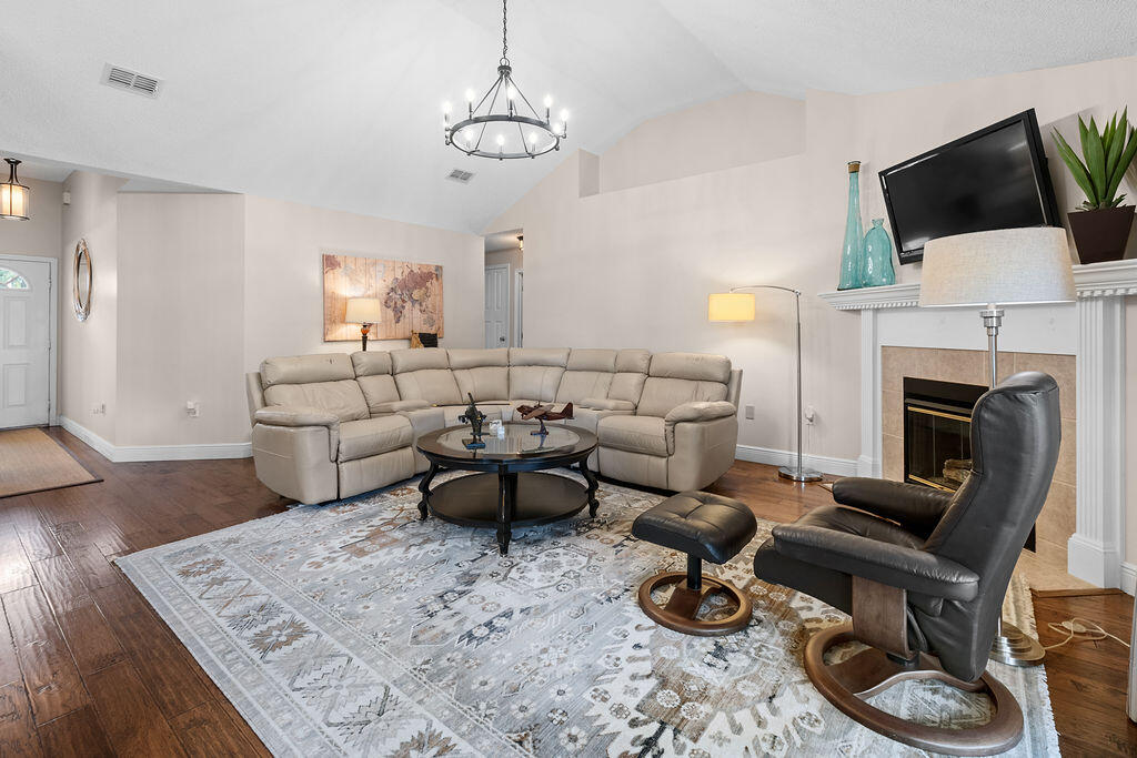 PARKWOOD ESTATES PH 7 - Residential