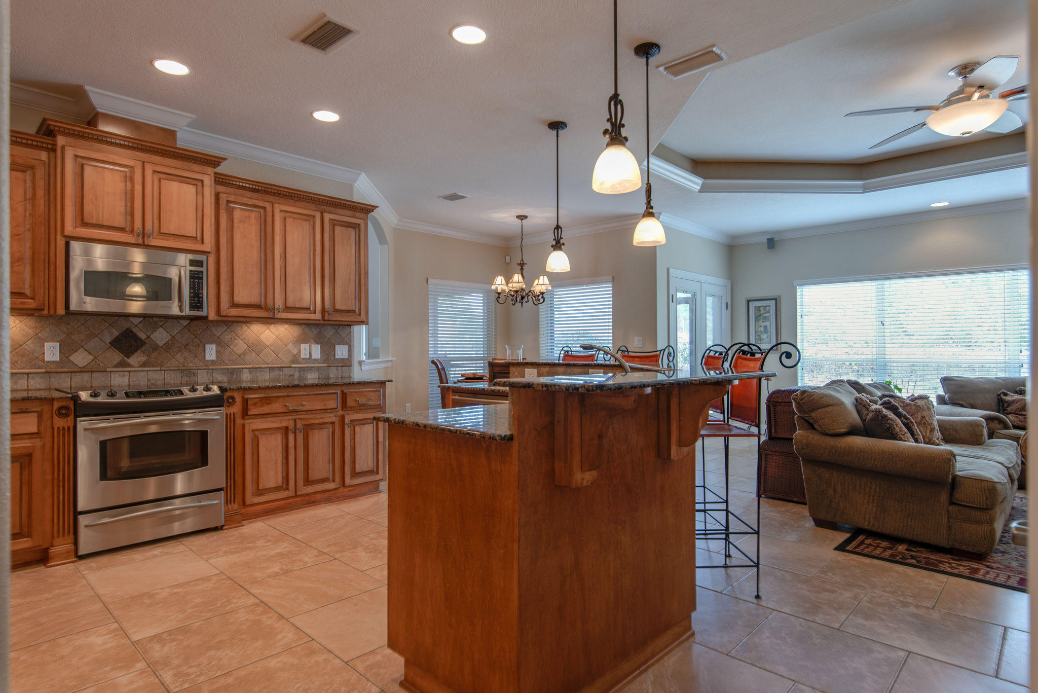 MAGNOLIA HARBOR - Residential