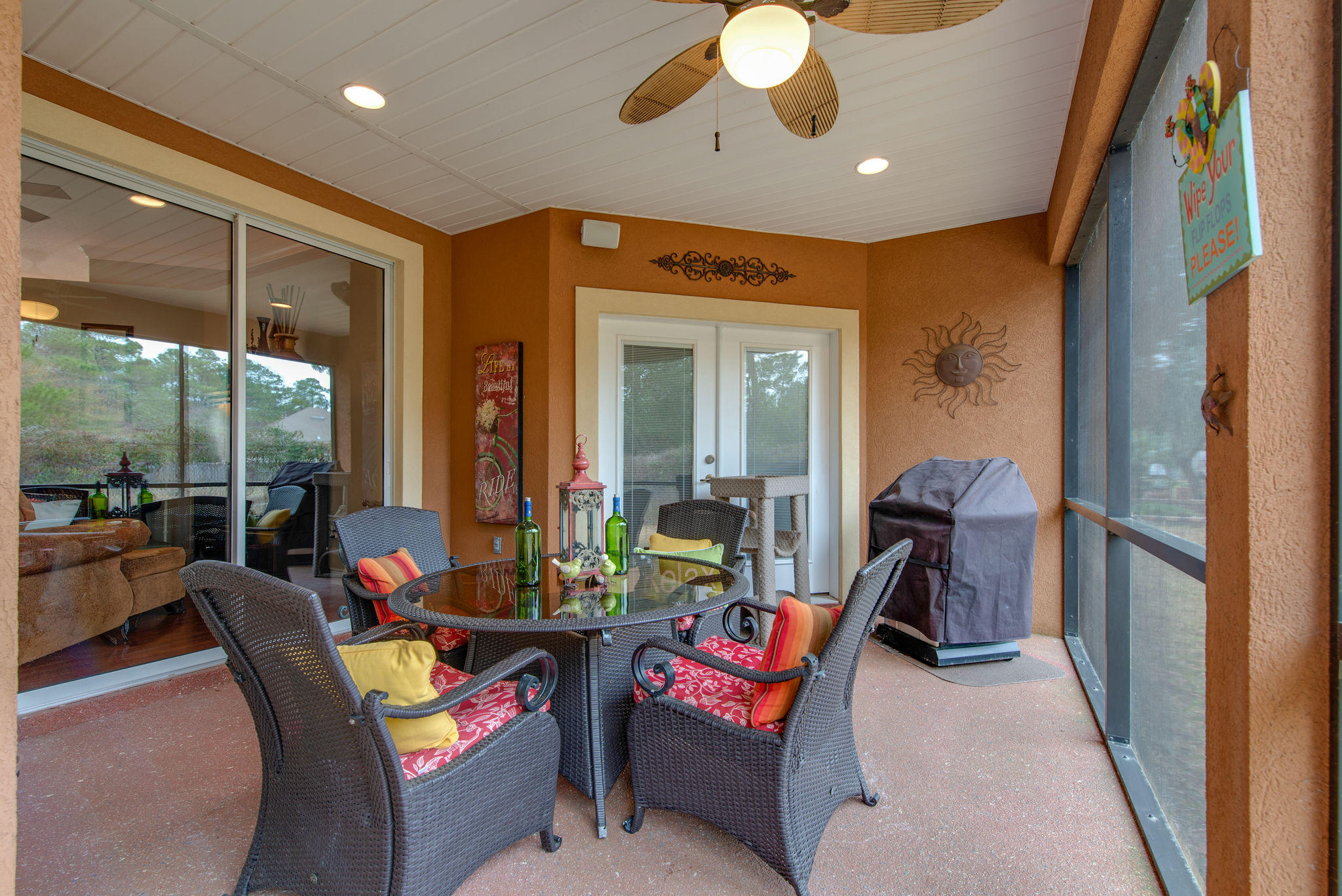 MAGNOLIA HARBOR - Residential