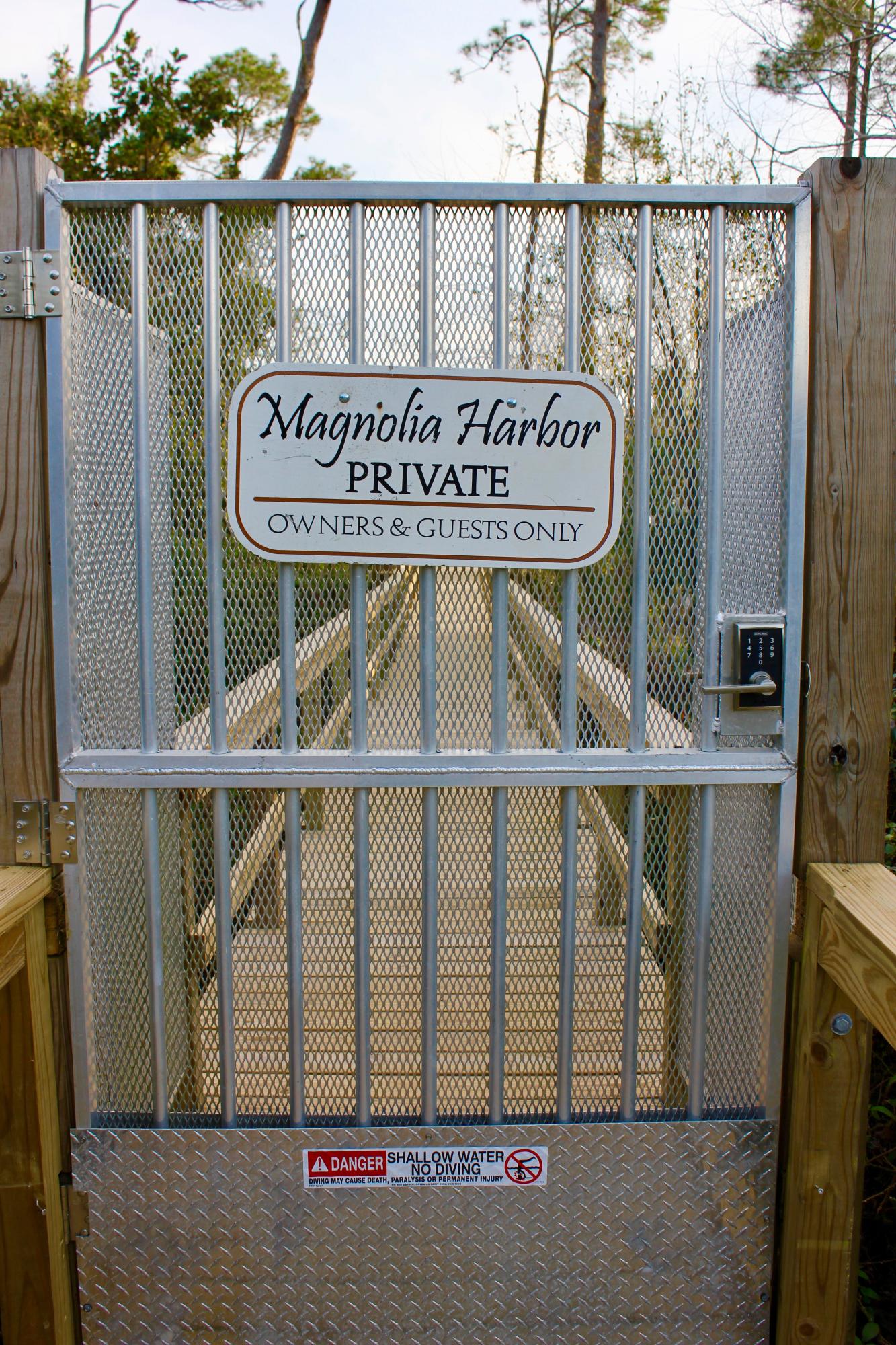 MAGNOLIA HARBOR - Residential