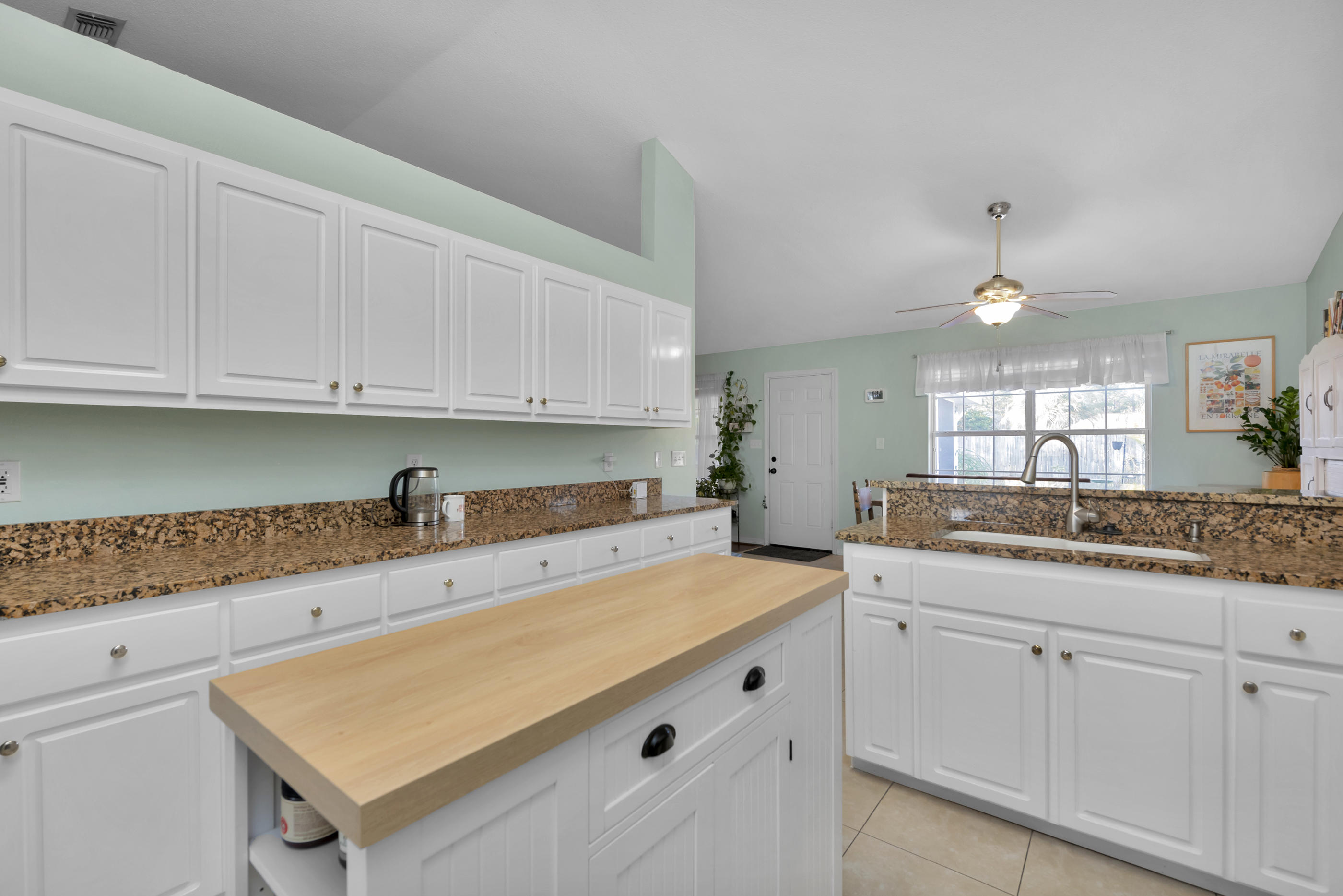 HAMPTON RIDGE ESTATES - Residential