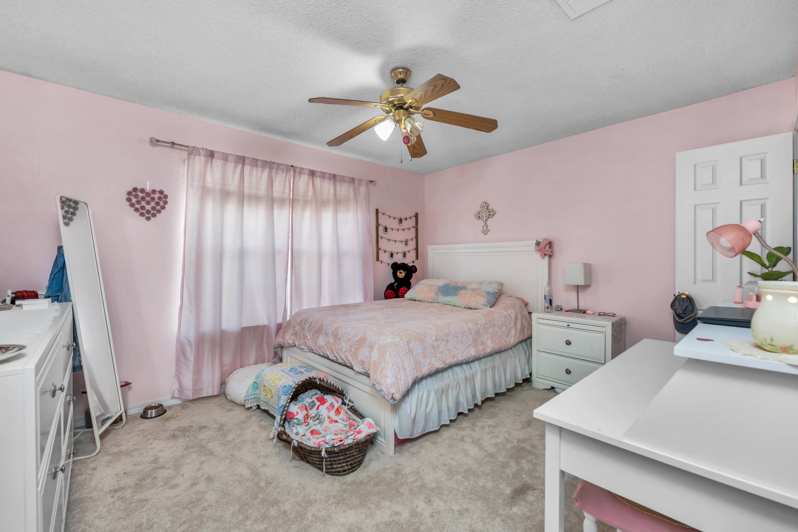 HAMPTON RIDGE ESTATES - Residential