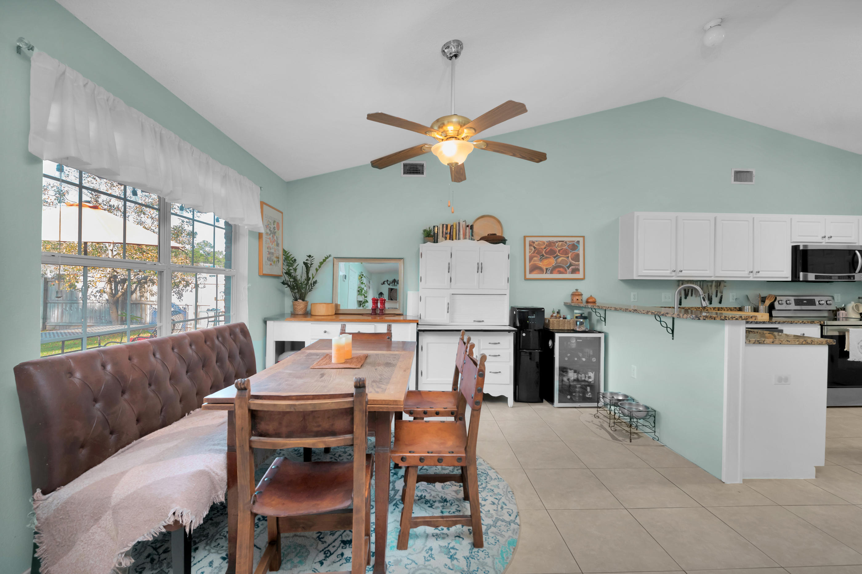 HAMPTON RIDGE ESTATES - Residential