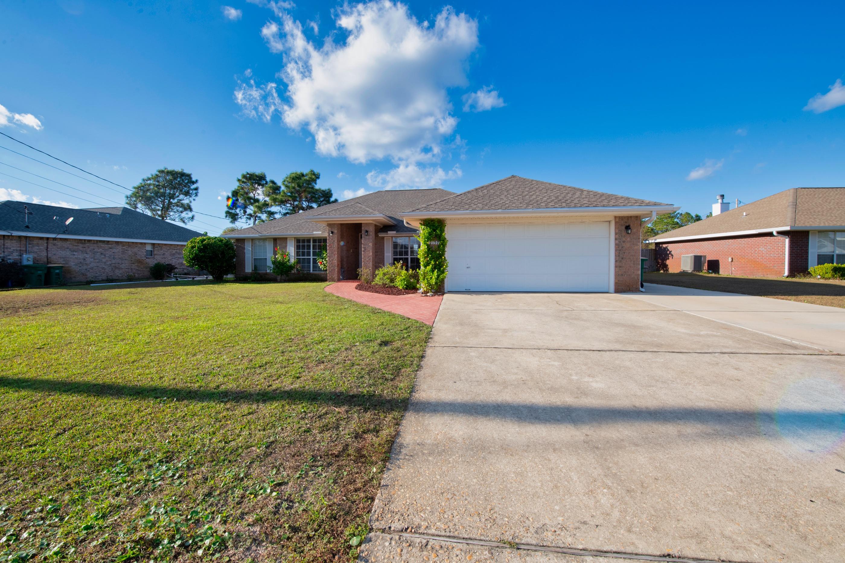 HAMPTON RIDGE ESTATES - Residential