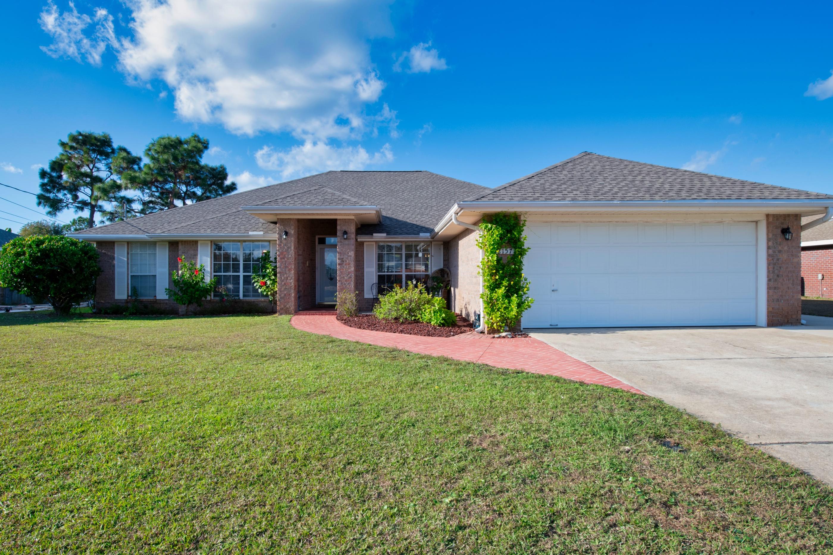 HAMPTON RIDGE ESTATES - Residential