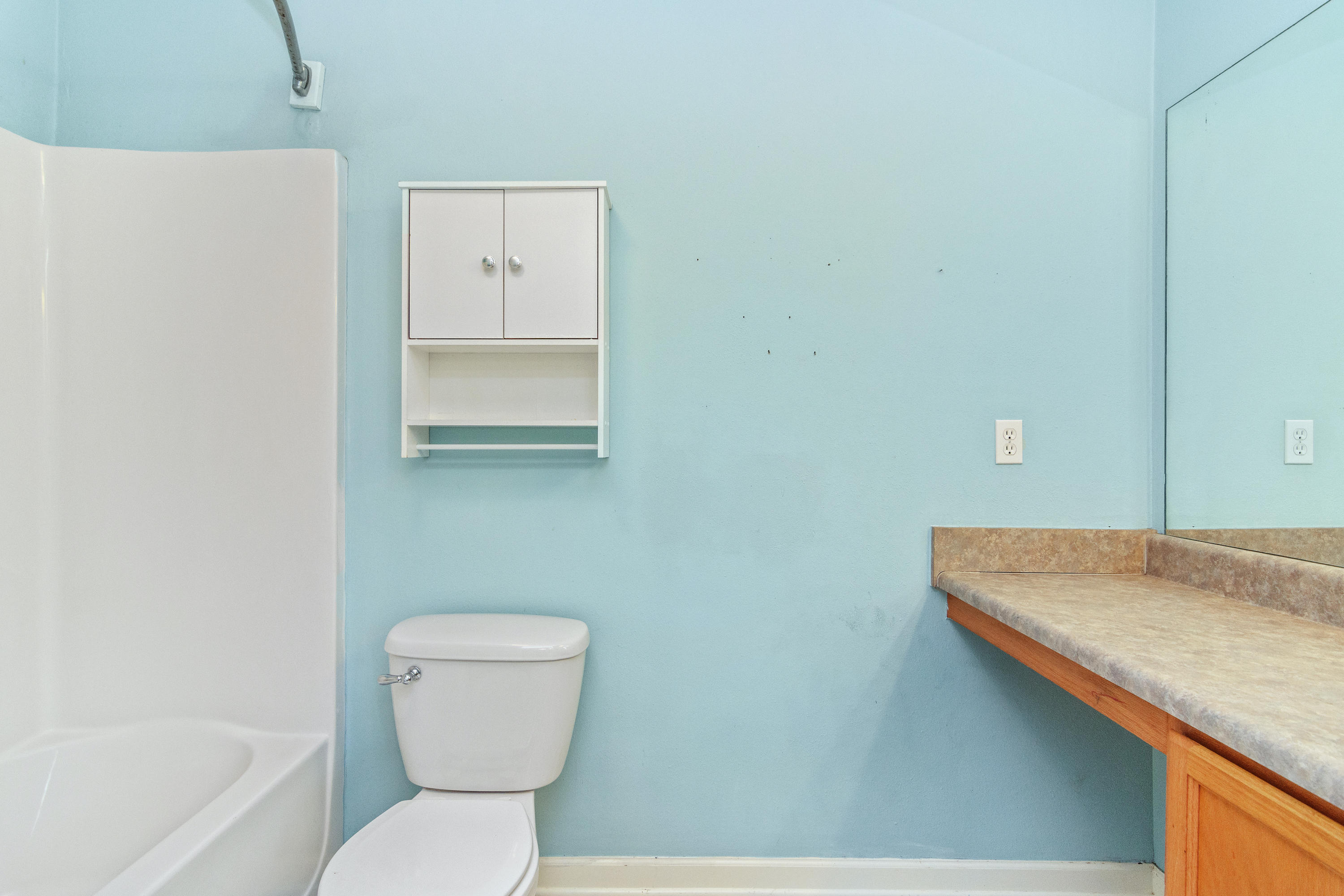 ROLLING PINES T/H LOT 1 BLK B - Residential