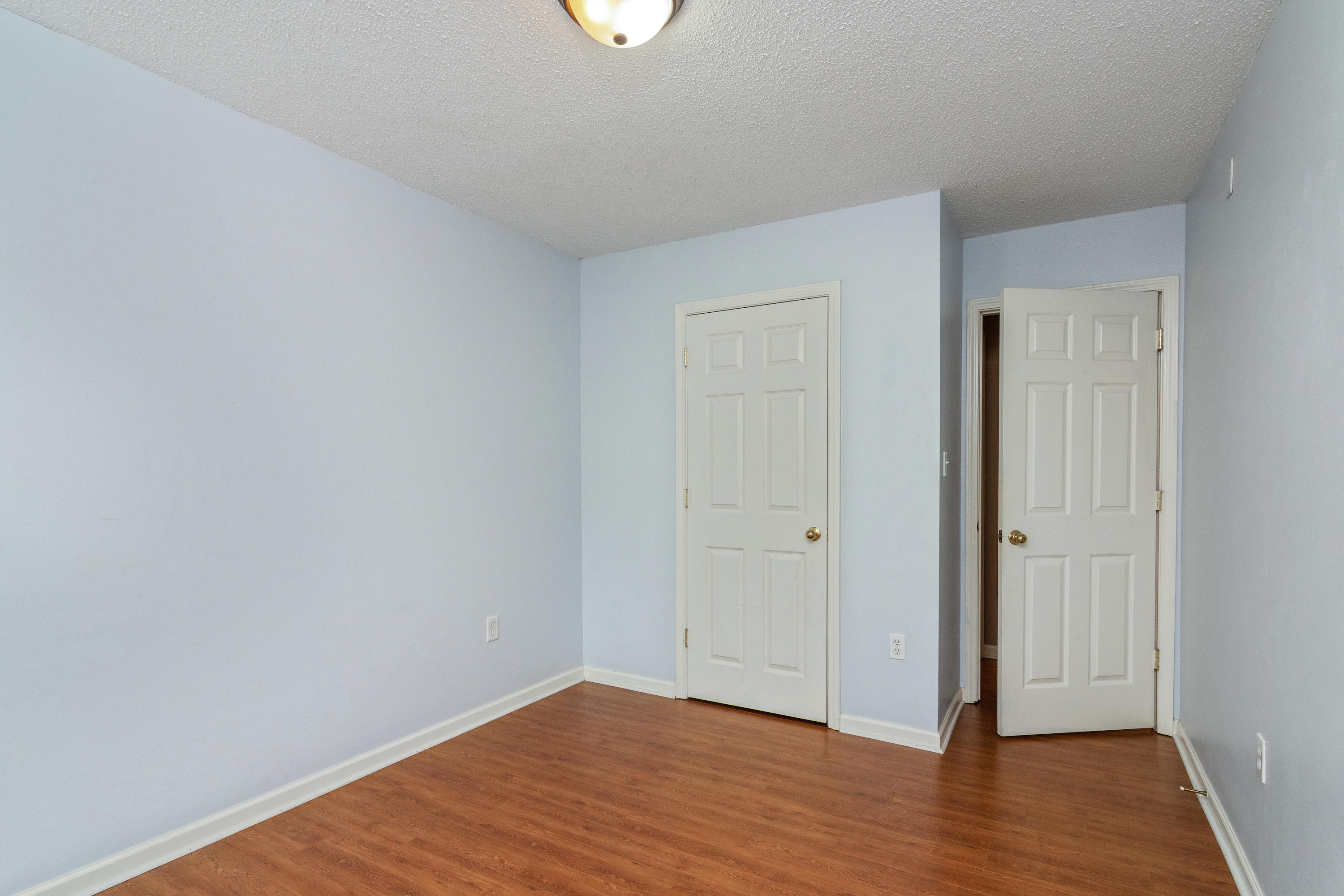 ROLLING PINES T/H LOT 1 BLK B - Residential