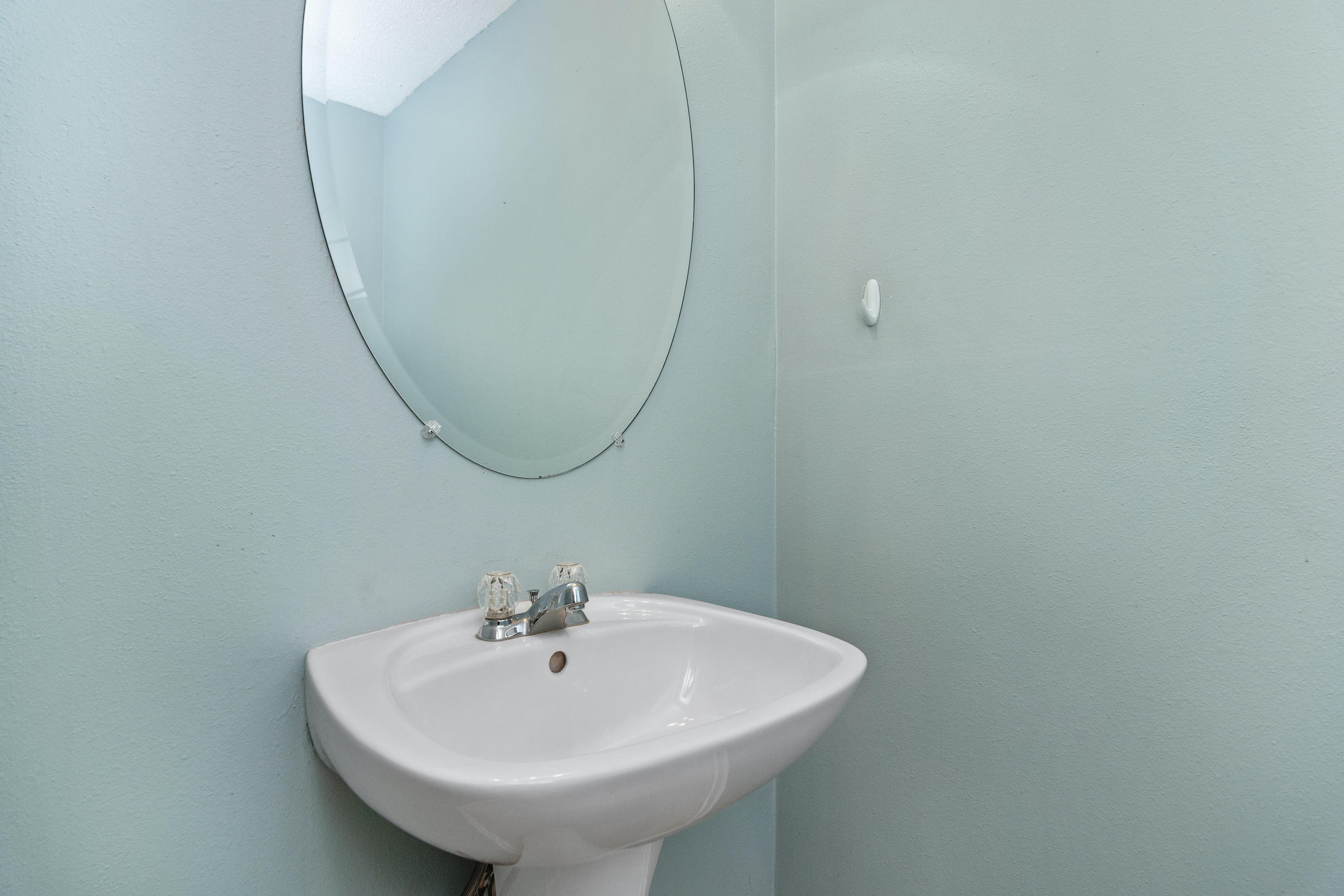 ROLLING PINES T/H LOT 1 BLK B - Residential