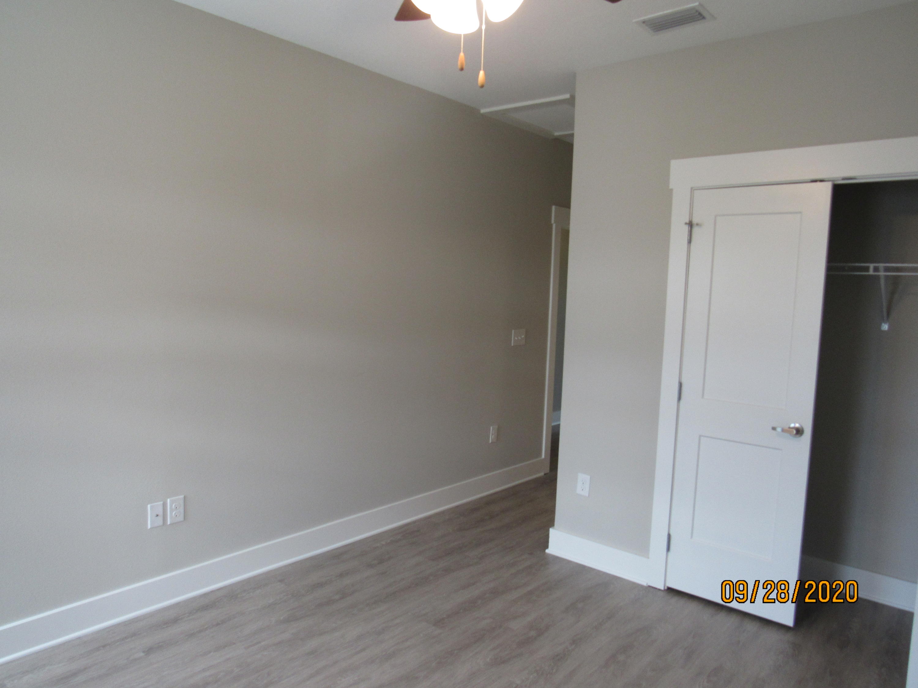 VERANDAS AT FREEPORT - Residential Lease