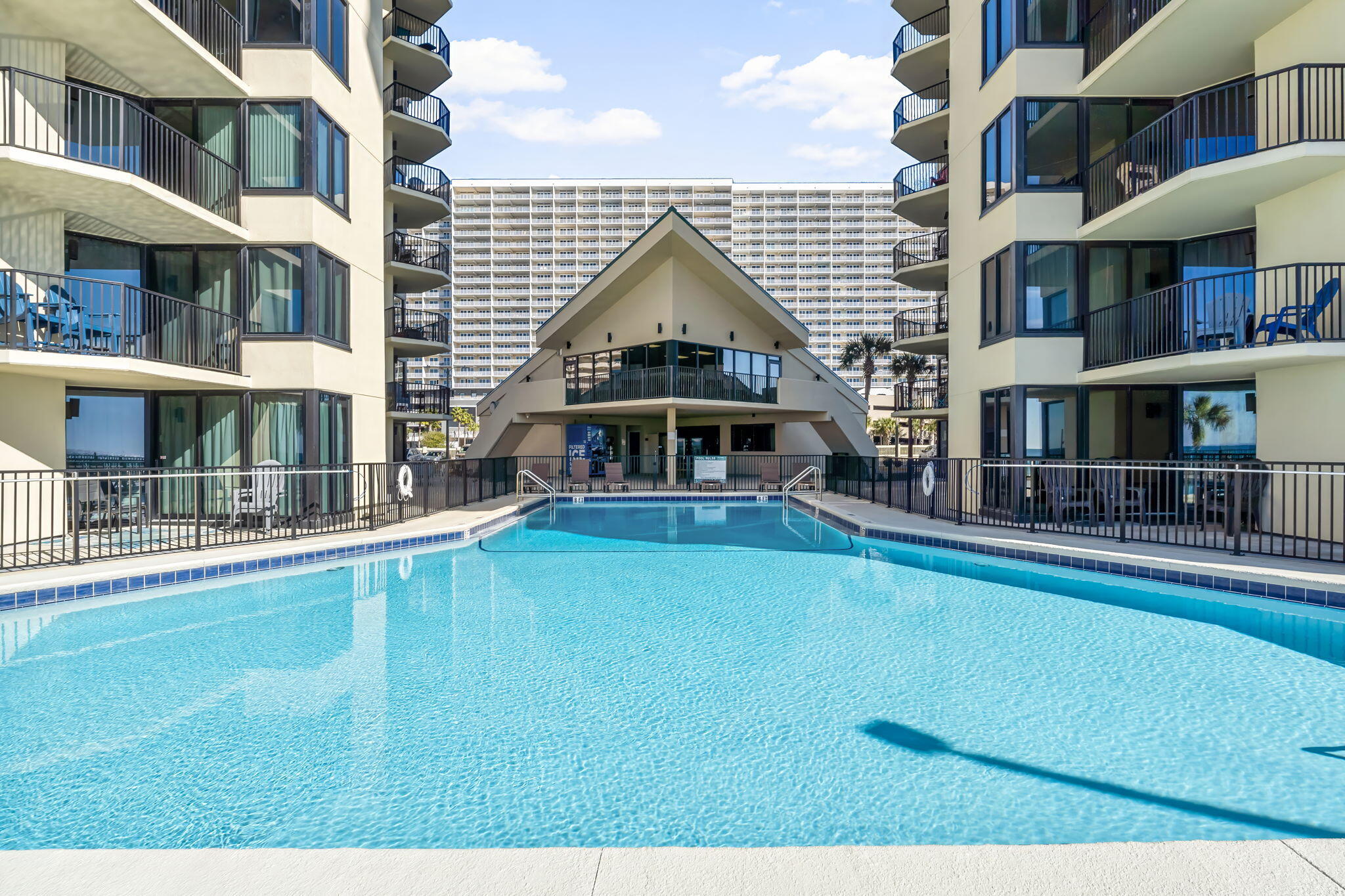 SUNBIRD CONDO - Residential
