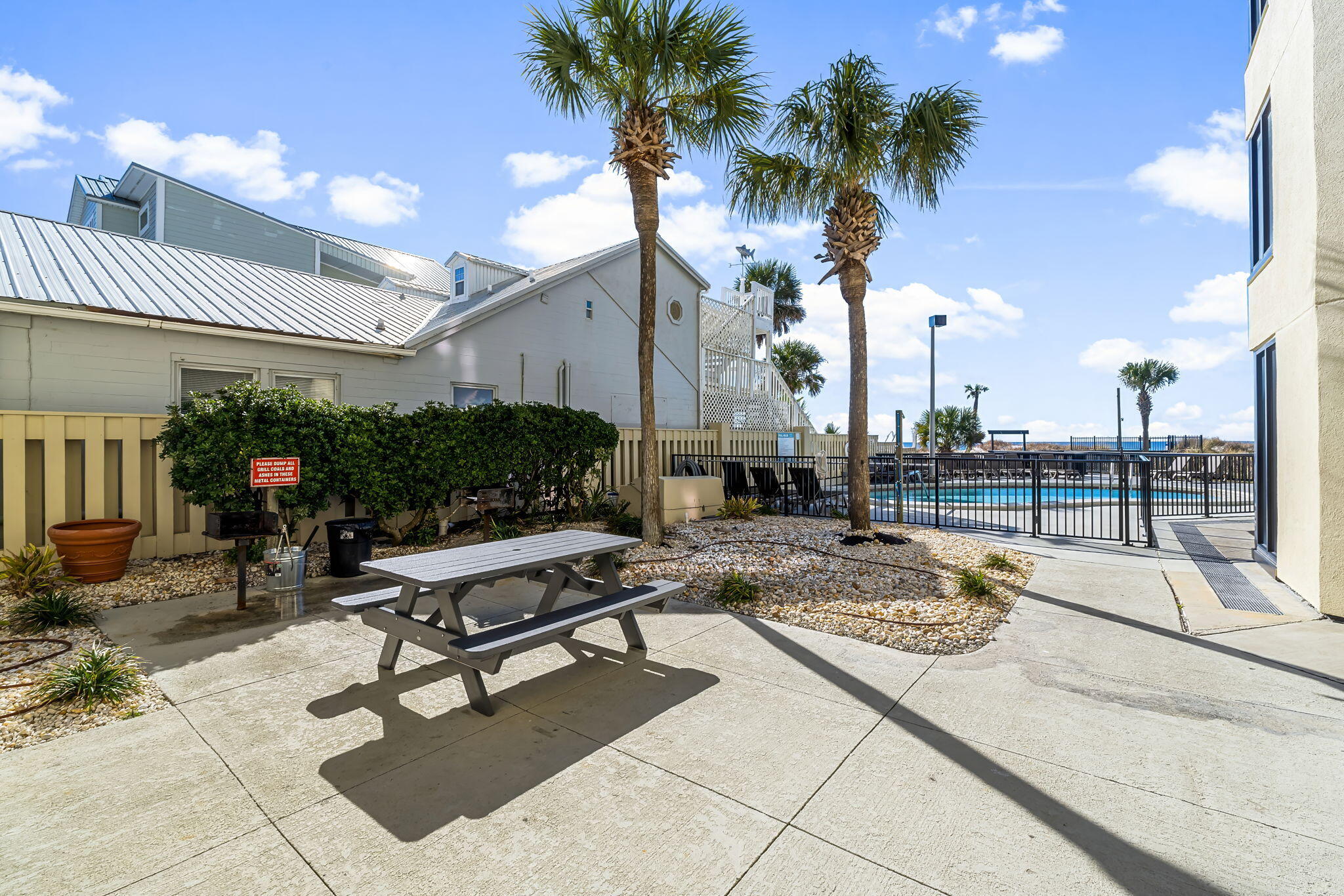 SUNBIRD CONDO - Residential