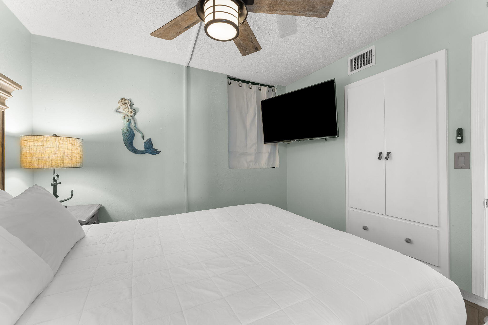 SUNBIRD CONDO - Residential