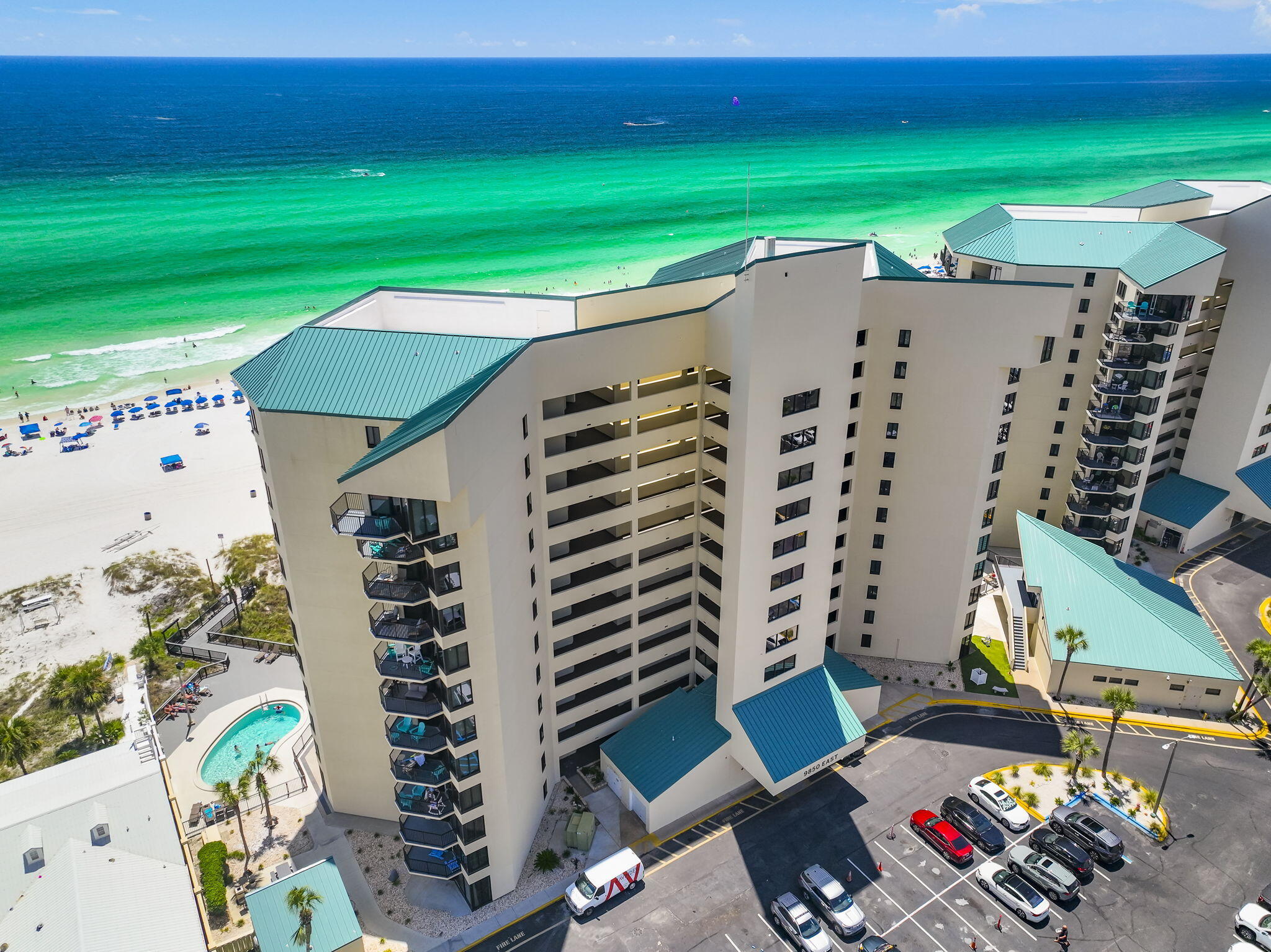 SUNBIRD CONDO - Residential