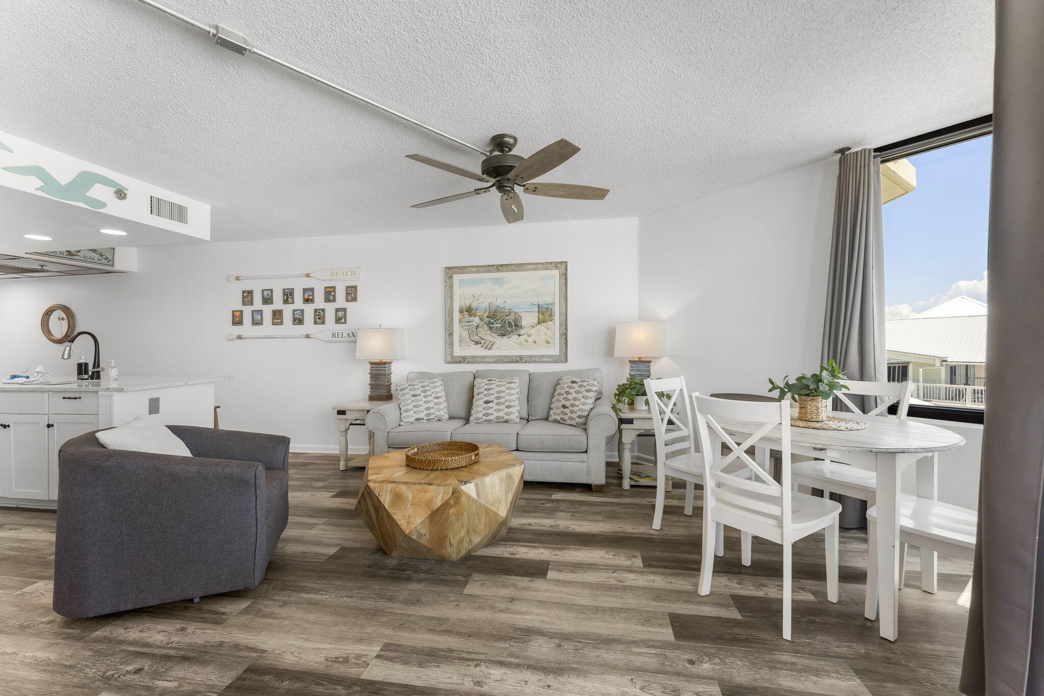 SUNBIRD CONDO - Residential