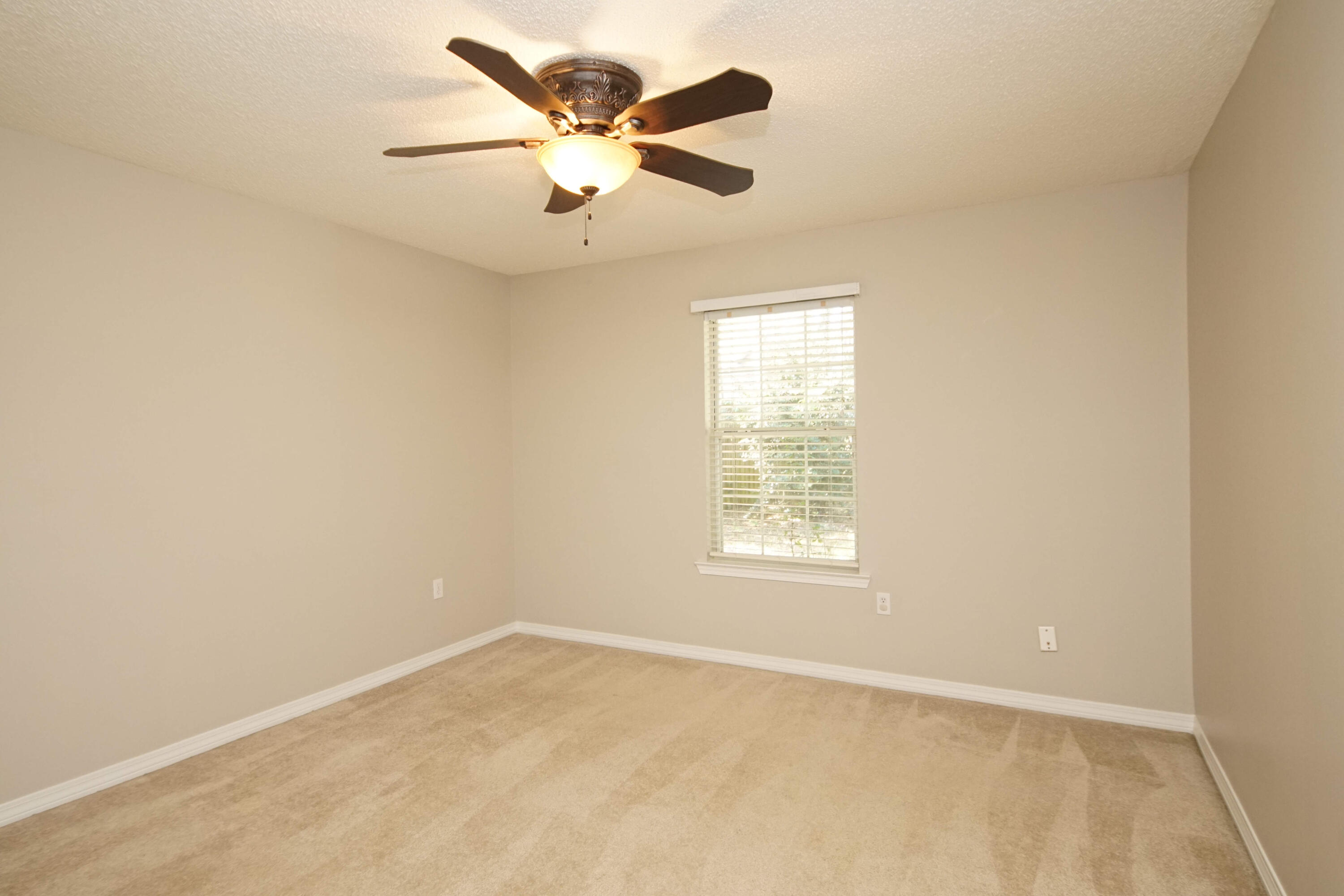 PARKWOOD ESTATES PH 1 BLUEWATER BAY - Residential
