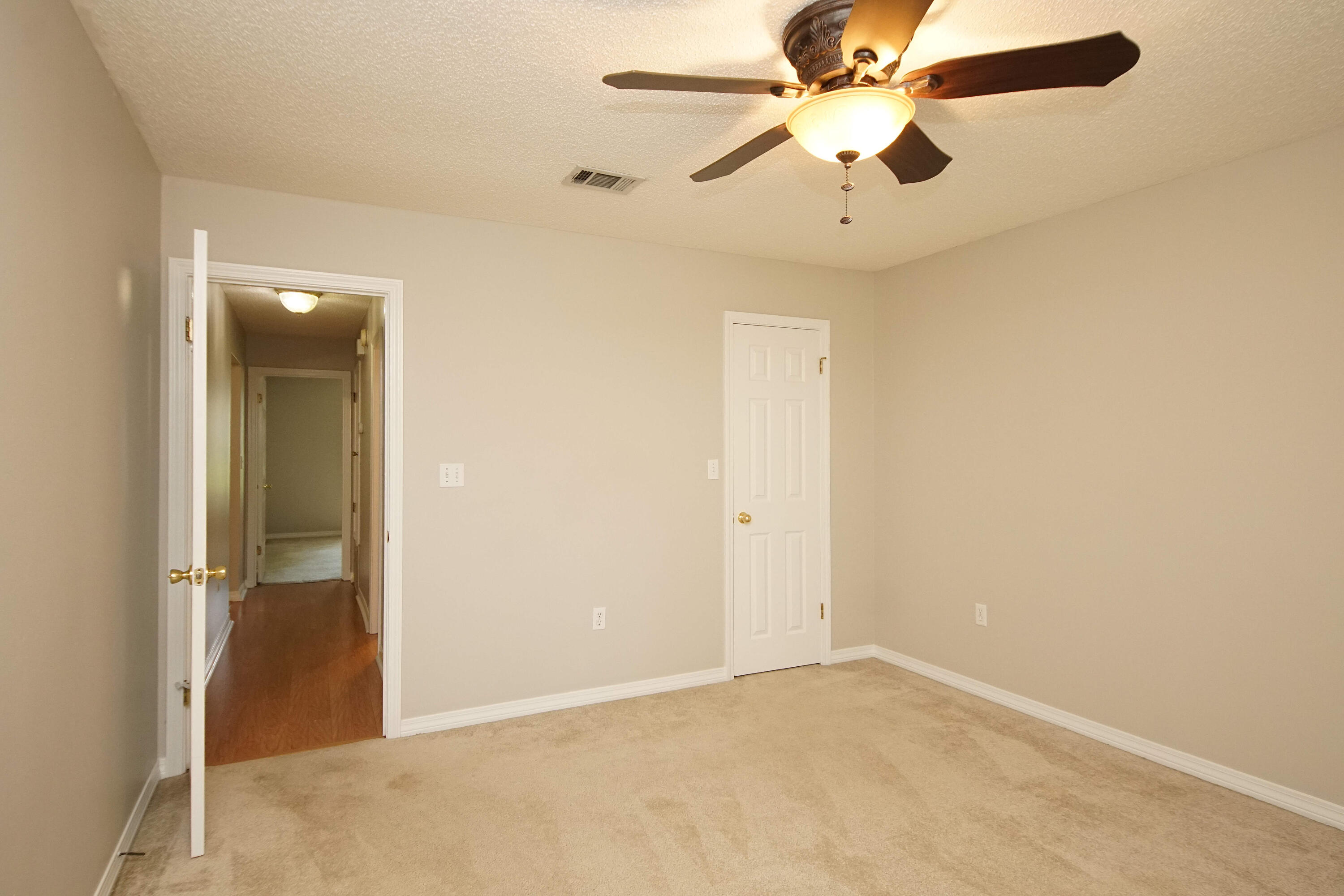 PARKWOOD ESTATES PH 1 BLUEWATER BAY - Residential