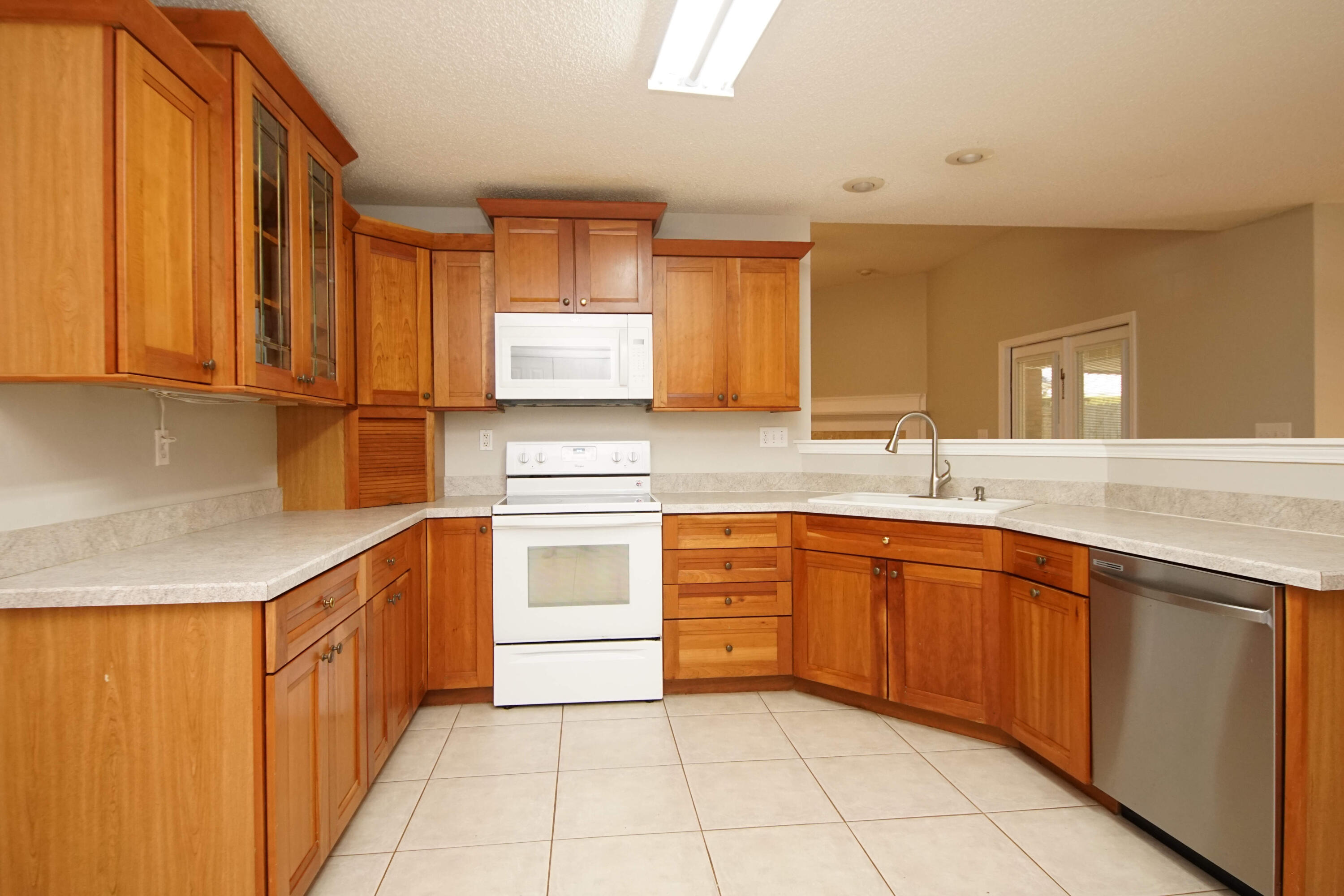 PARKWOOD ESTATES PH 1 BLUEWATER BAY - Residential