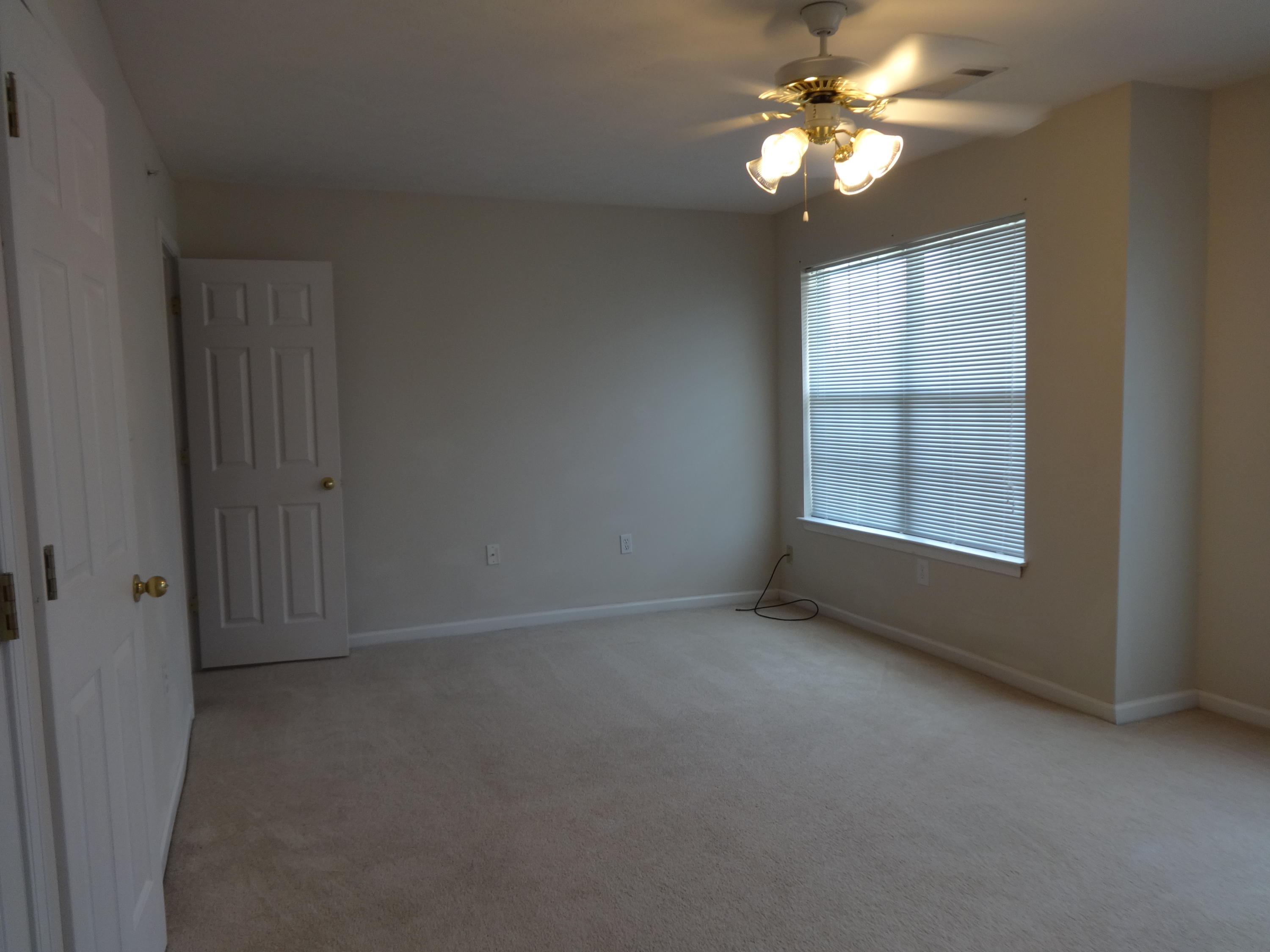 ROLLING PINES - Residential Lease