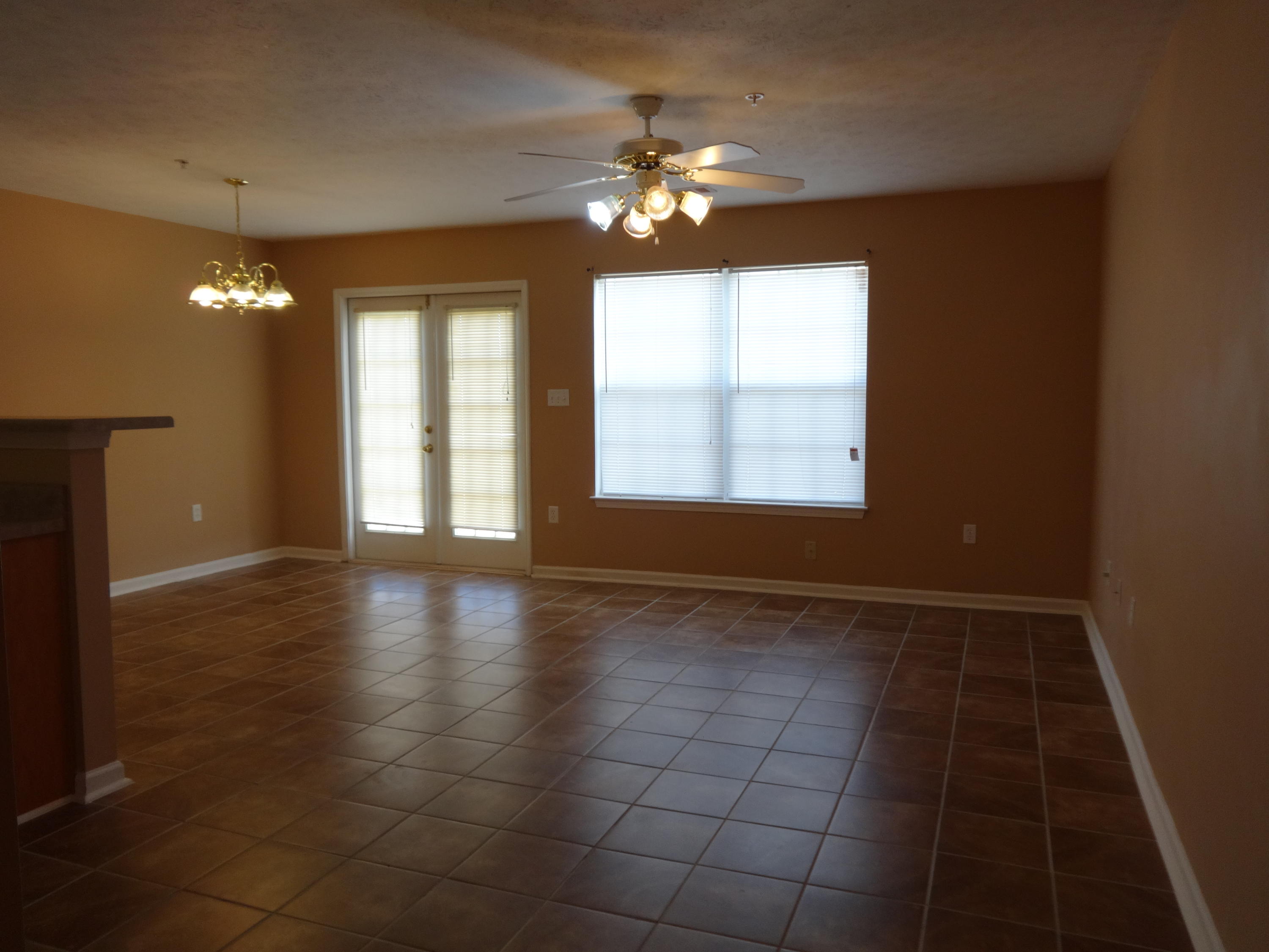 ROLLING PINES - Residential Lease