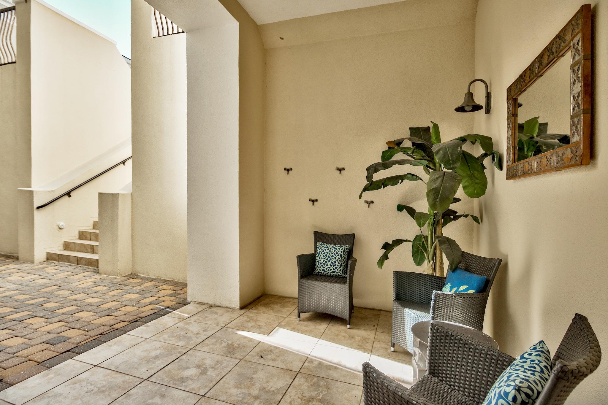 PINE RIDGE VILLAS - Residential