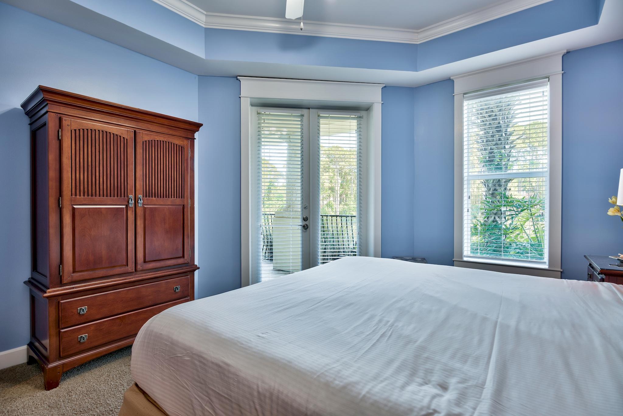 PINE RIDGE VILLAS - Residential