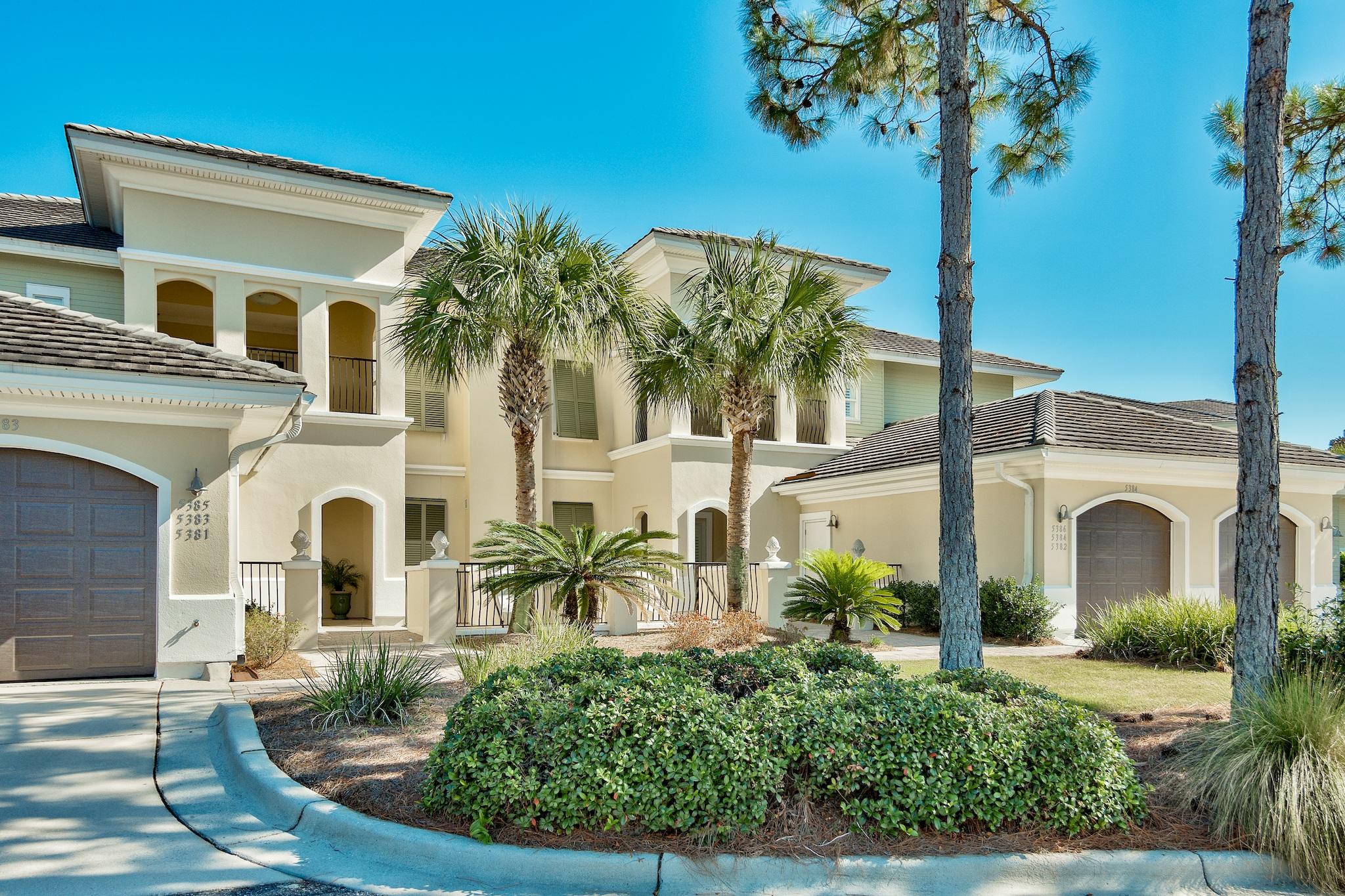 PINE RIDGE VILLAS - Residential