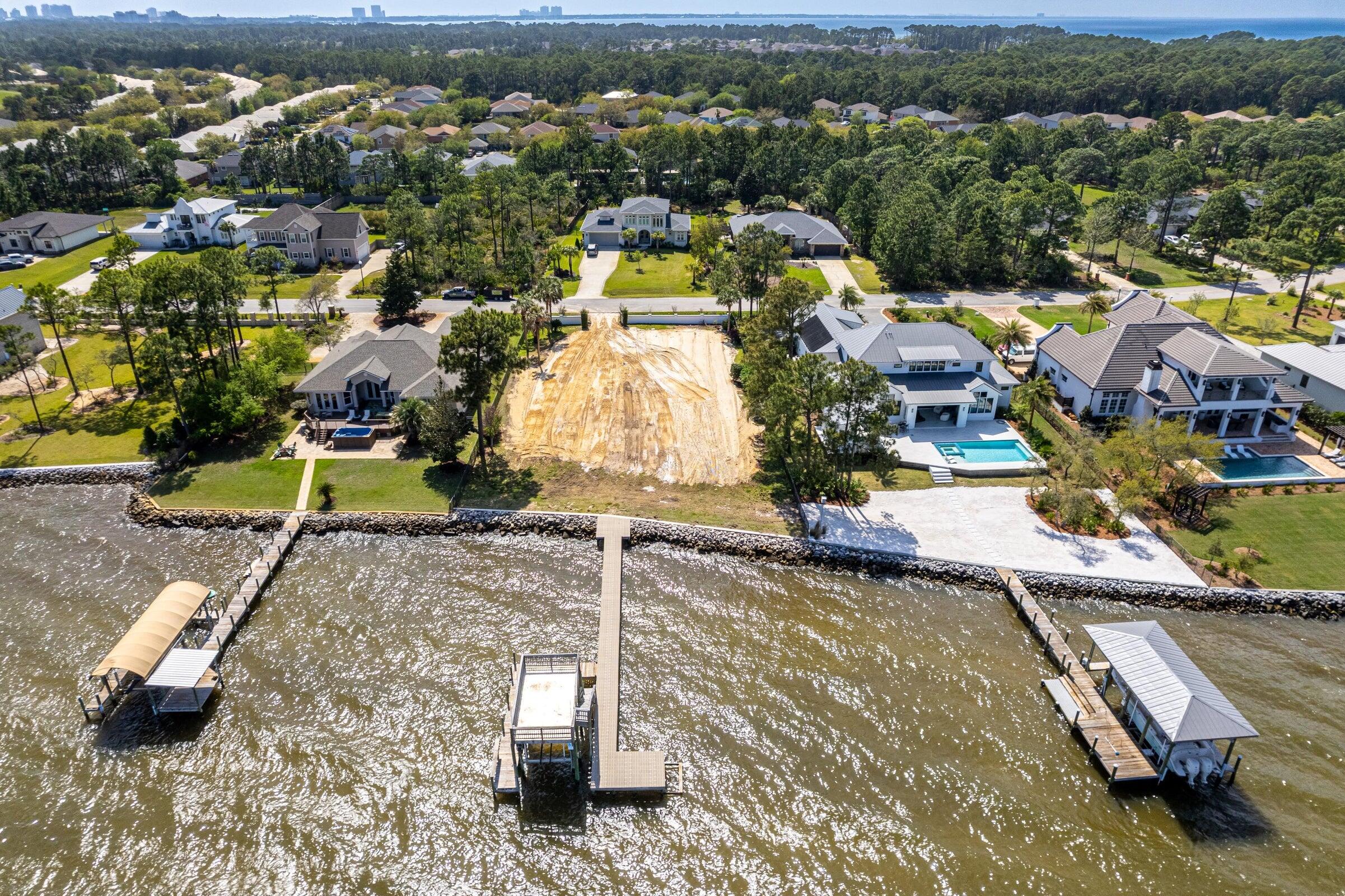 DRIFTWOOD ESTATES - Land