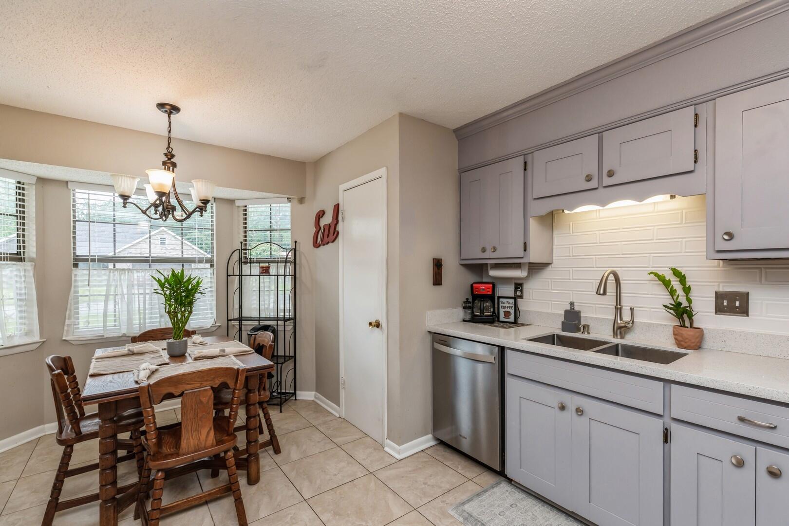 VAPLARAISO PINECREST 5 - Residential