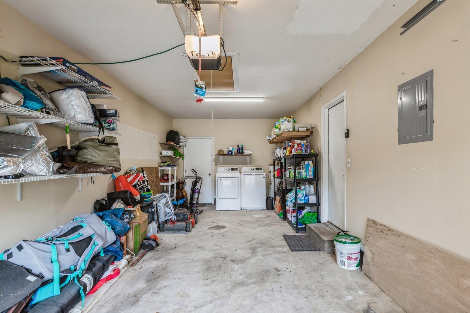 VAPLARAISO PINECREST 5 - Residential