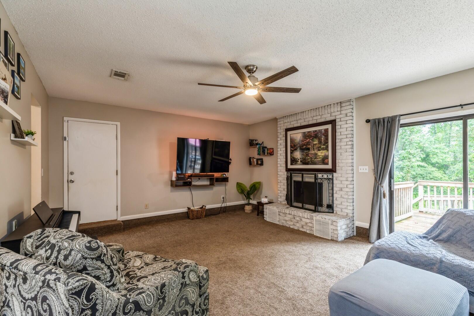 VAPLARAISO PINECREST 5 - Residential