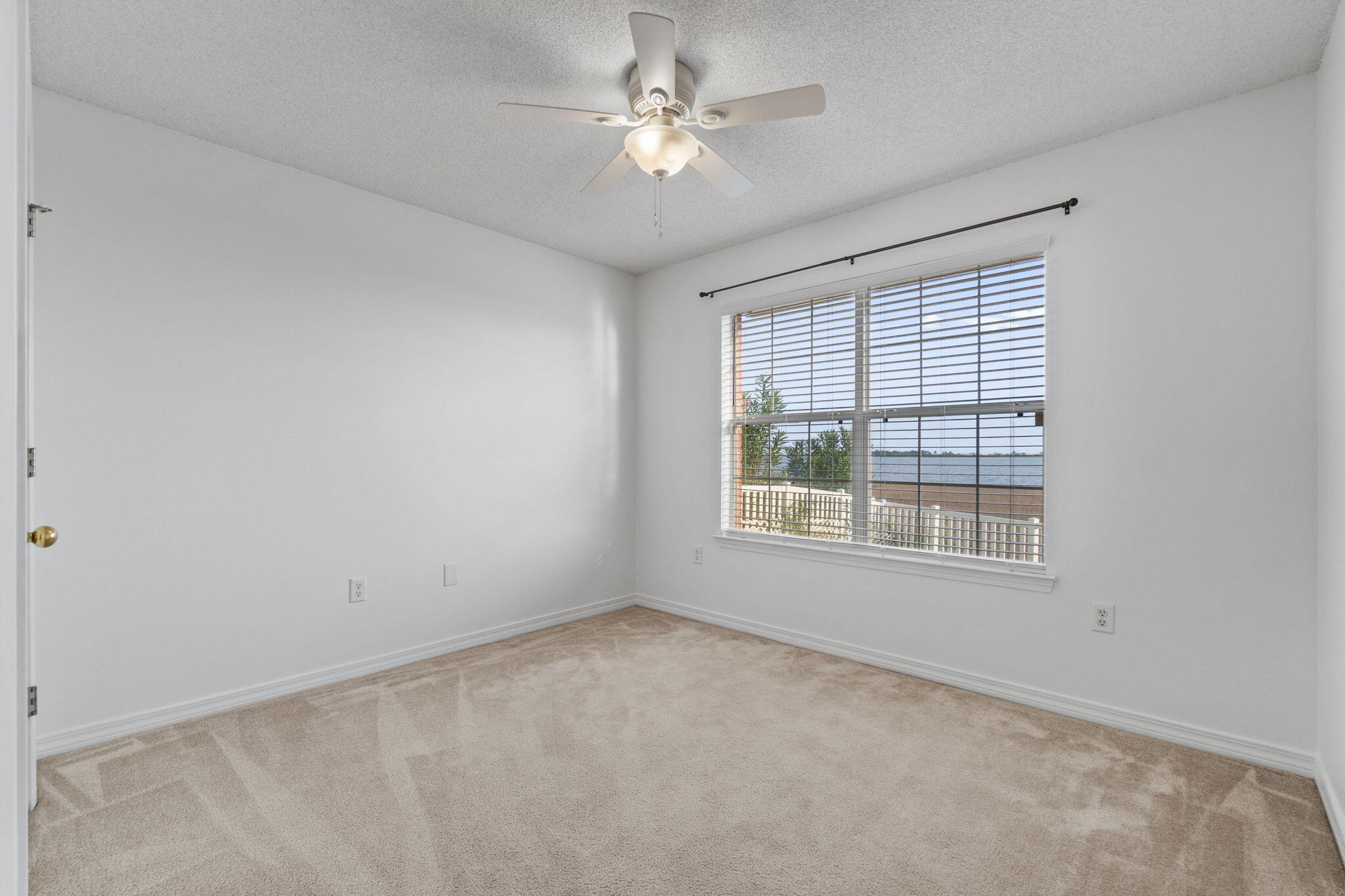 MARSH HARBOR - Residential Lease