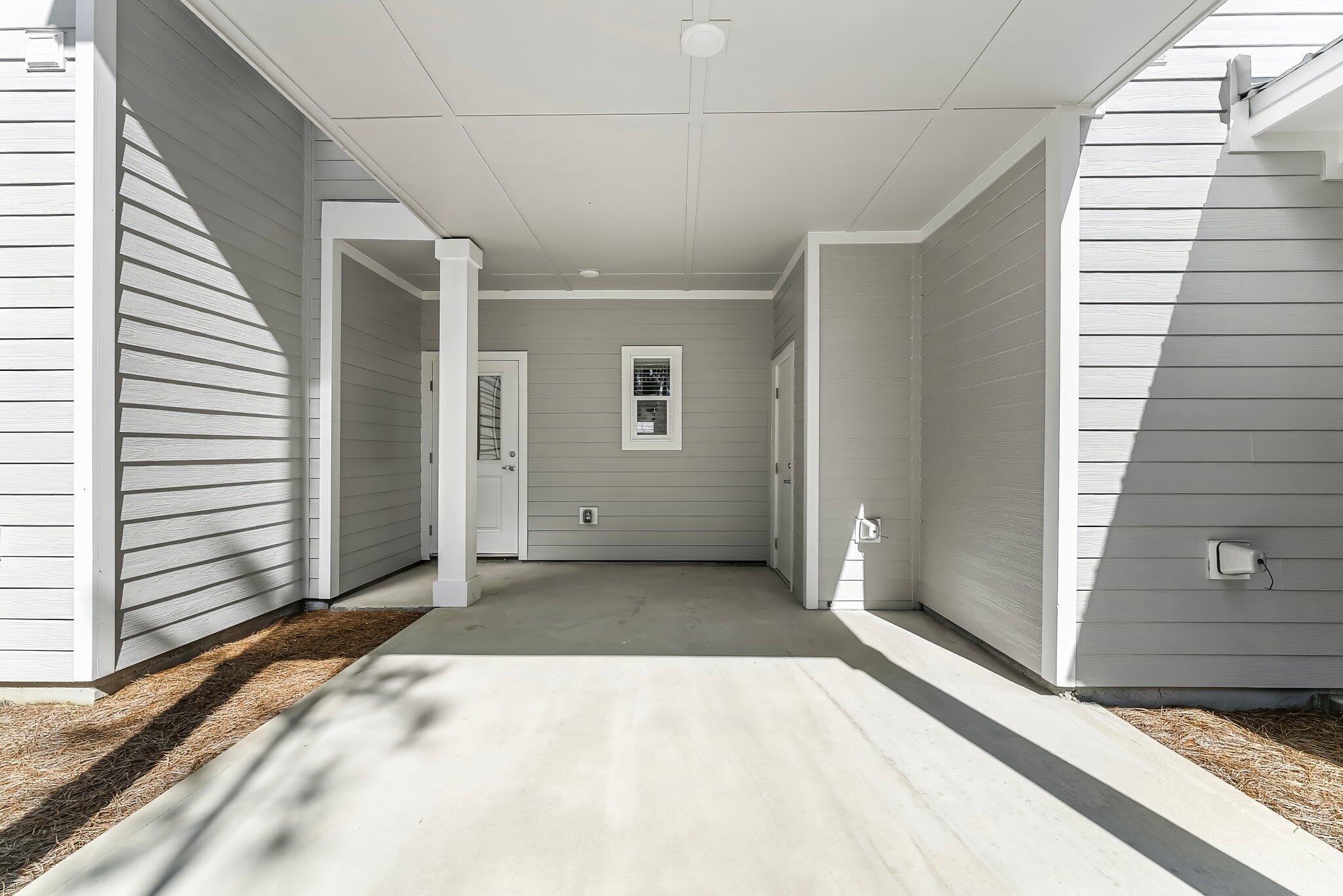 VERANDAS OF FREEPORT, THE - Residential Lease
