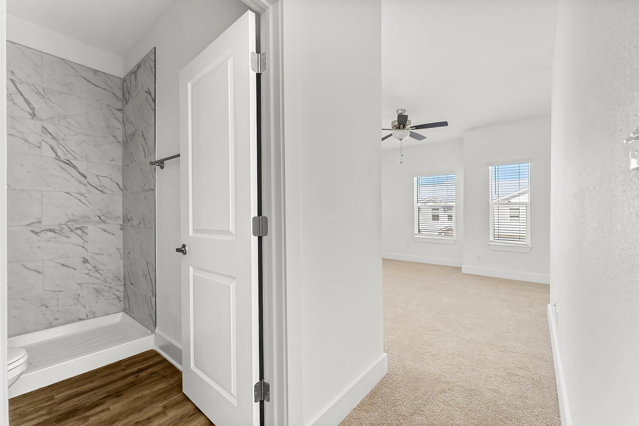 VERANDAS OF FREEPORT, THE - Residential Lease