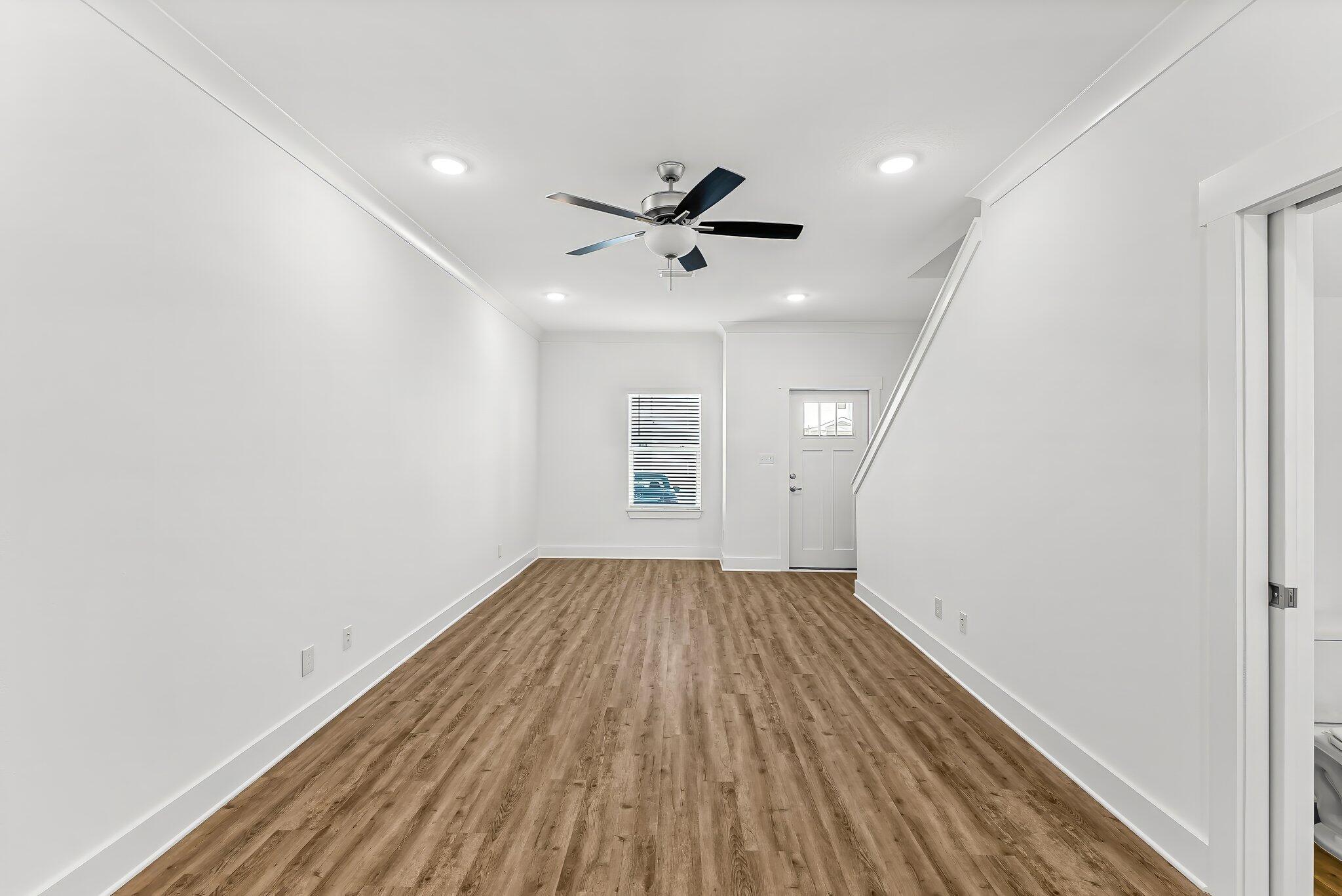 VERANDAS OF FREEPORT, THE - Residential Lease