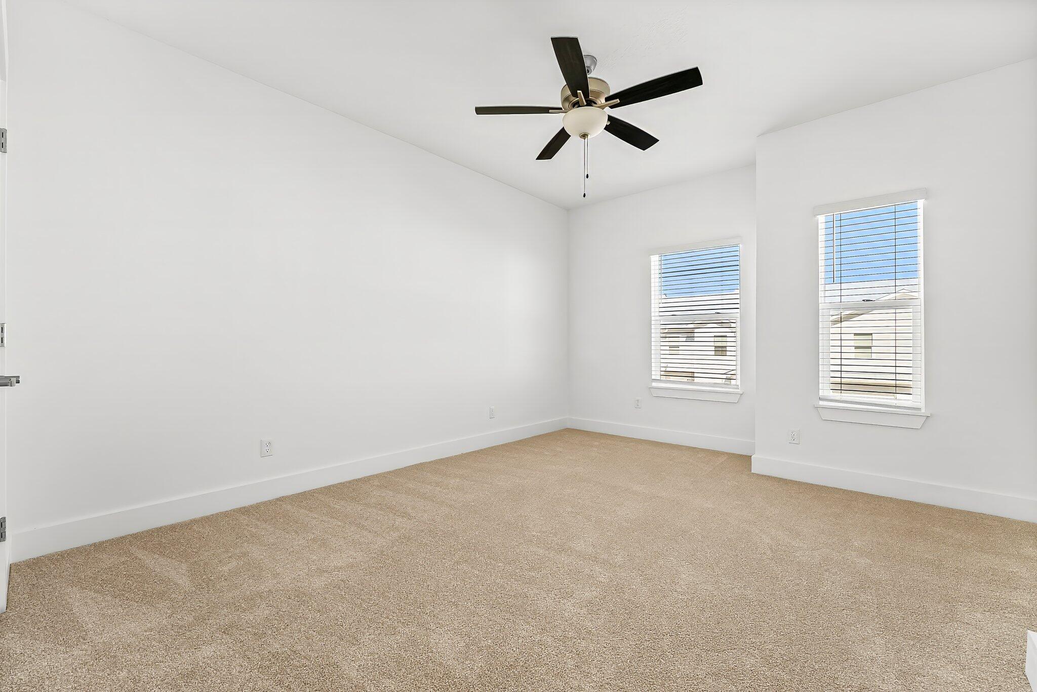 VERANDAS OF FREEPORT, THE - Residential Lease