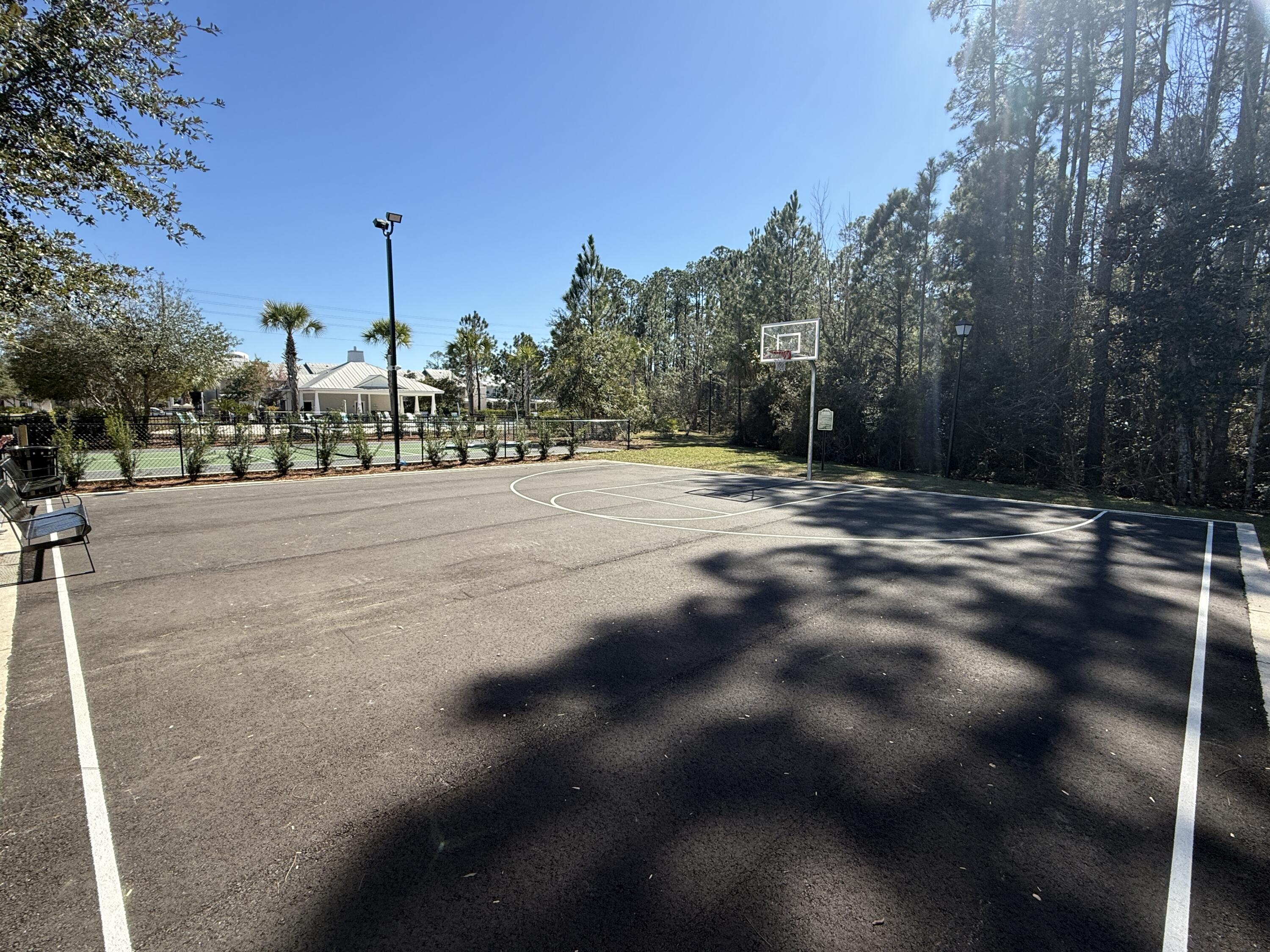 VERANDAS OF FREEPORT, THE - Residential Lease