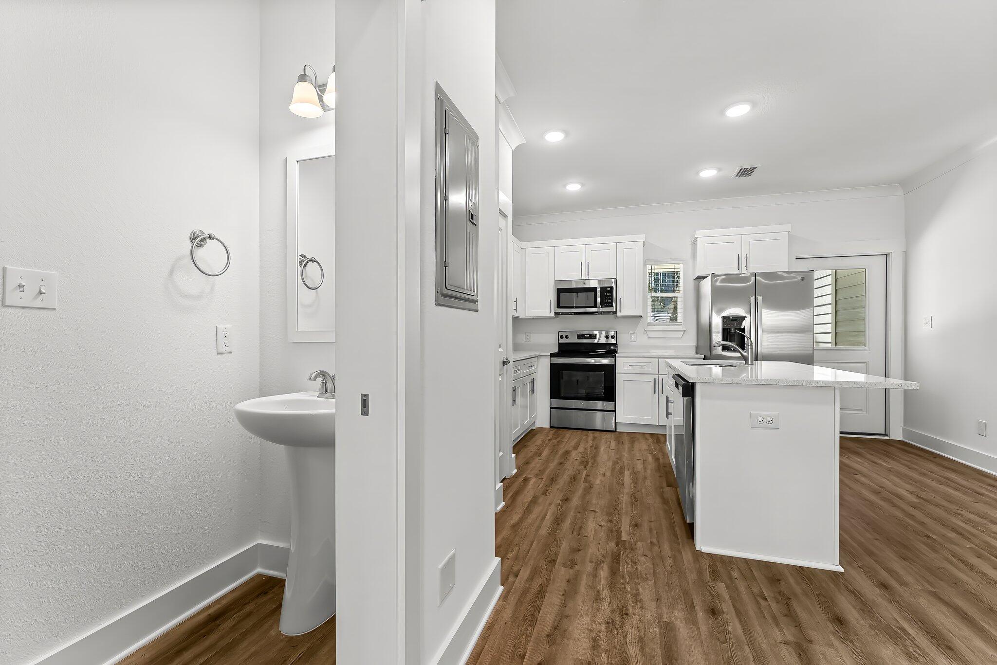 VERANDAS OF FREEPORT, THE - Residential Lease