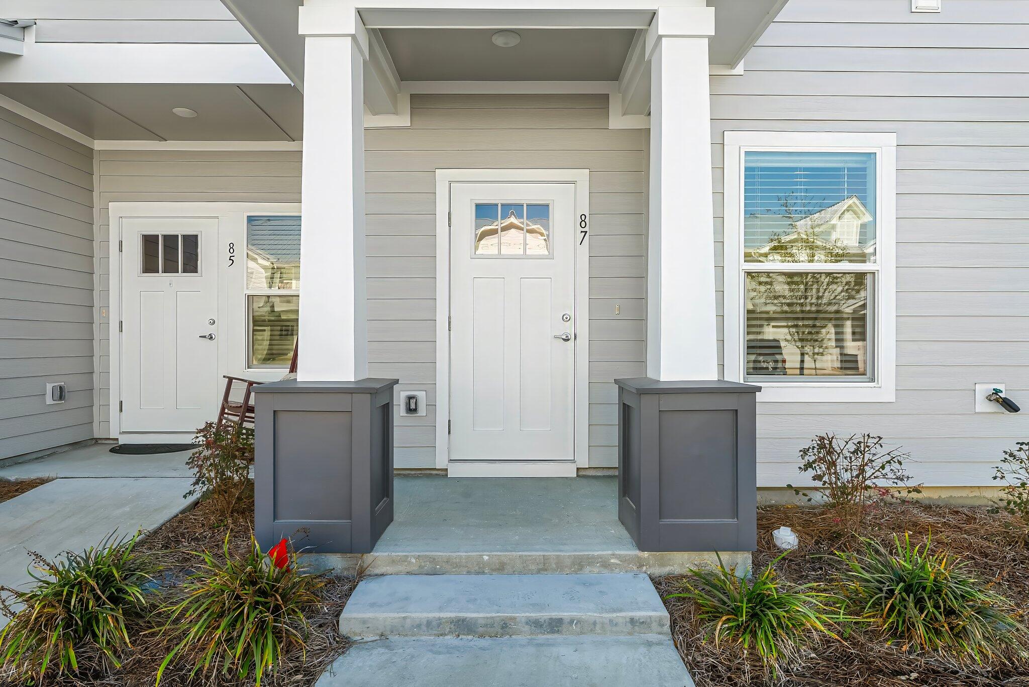 VERANDAS OF FREEPORT, THE - Residential Lease