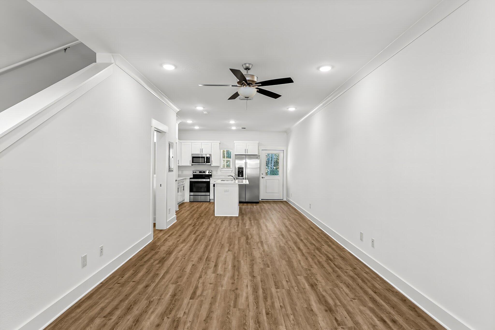 VERANDAS OF FREEPORT, THE - Residential Lease