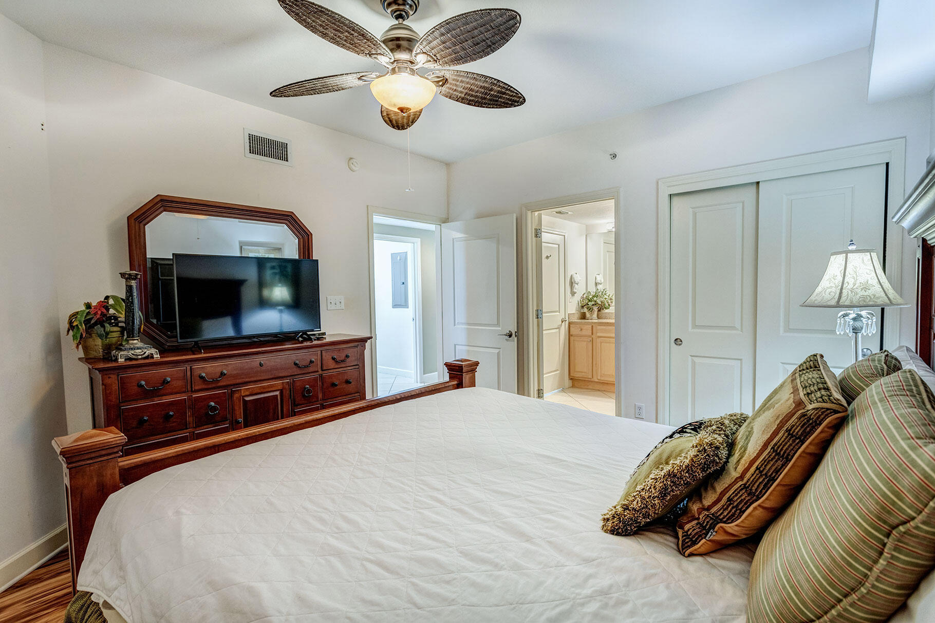 GRANDVIEW EAST - Residential